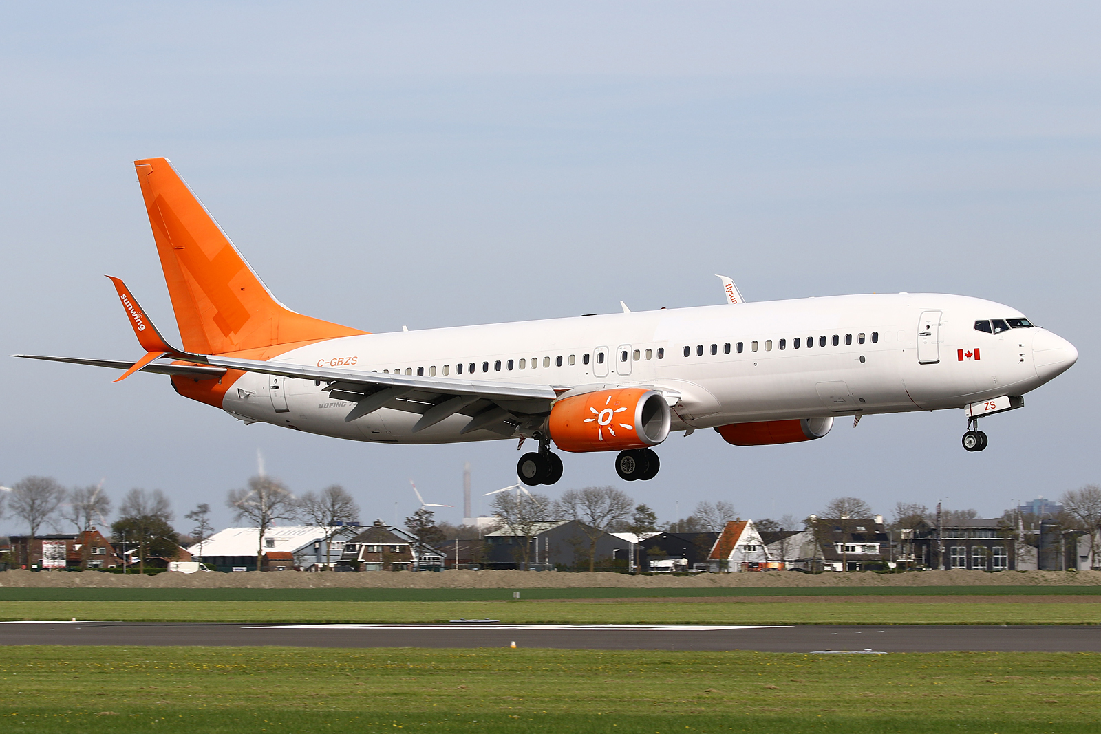 Full size: Sunwing Airlines Boeing 737-800 C-GBZS at Amsterdam Schiphol Airport