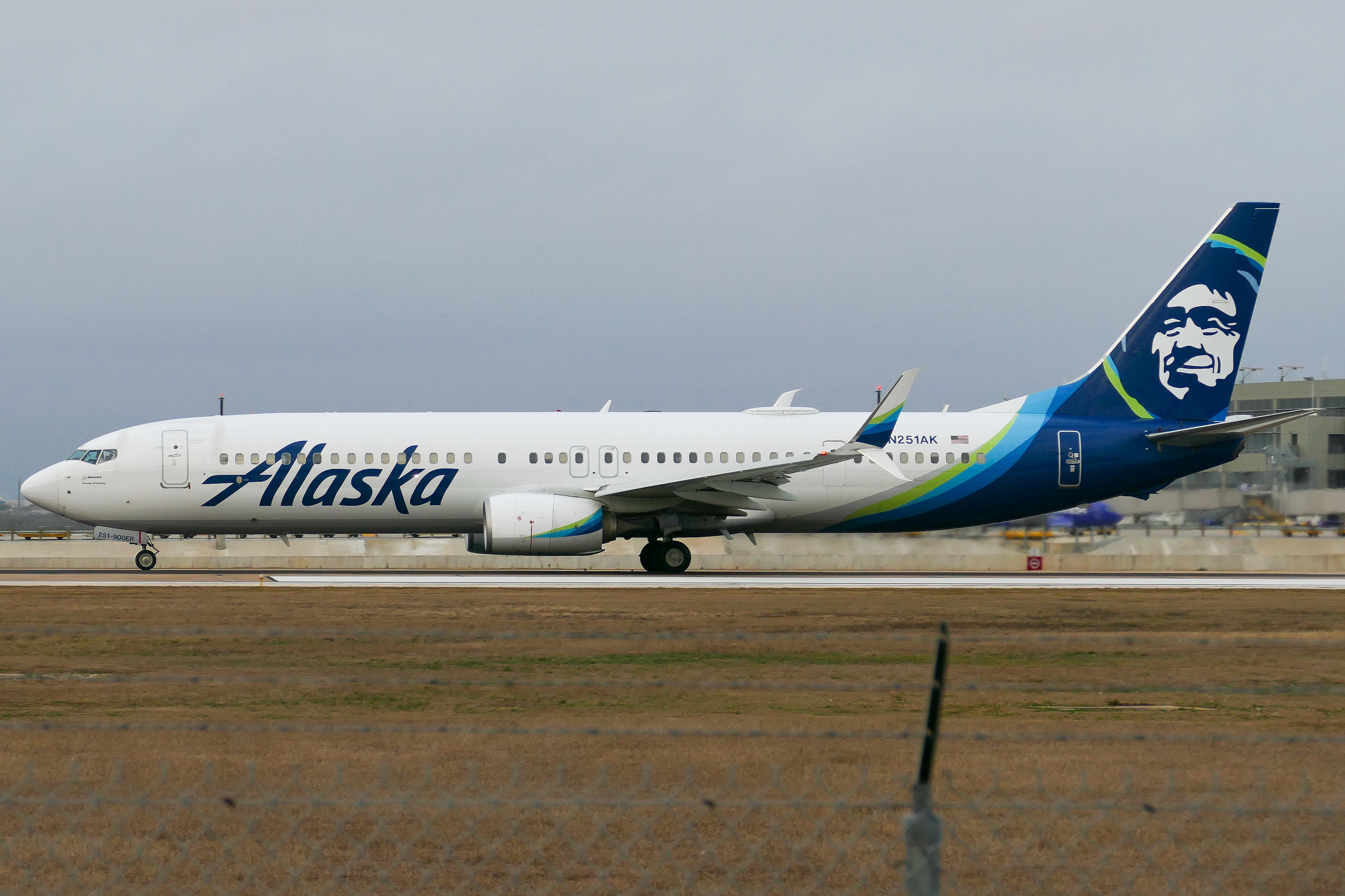 Full size: Alaska Airlines Boeing 737-900ER N251AK at Austin-Bergstrom International Airport
