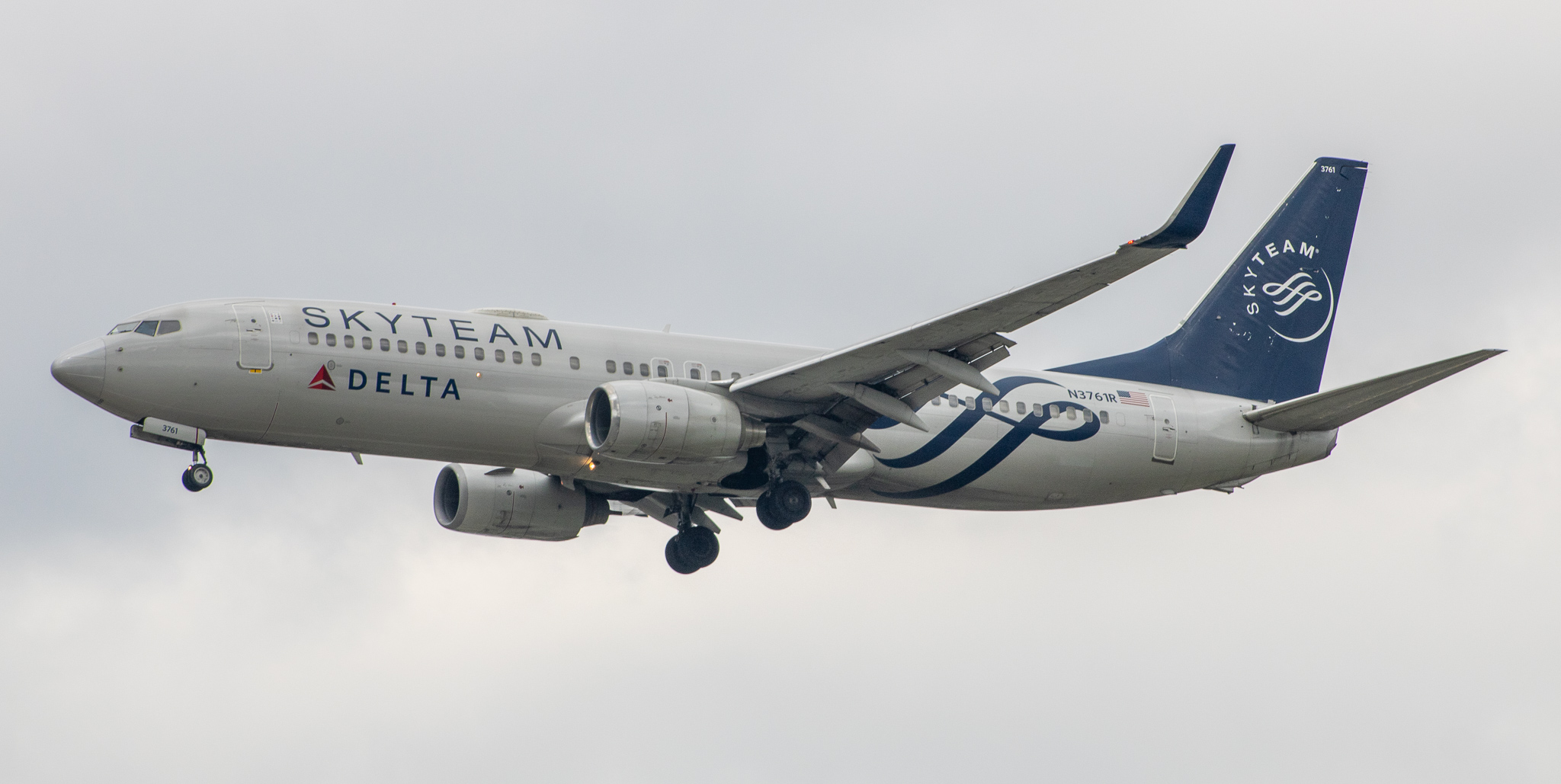 Full size: Delta Airlines Boeing 737-800 N3761R at Baltimore/Washington International Thurgood Marshall Airport