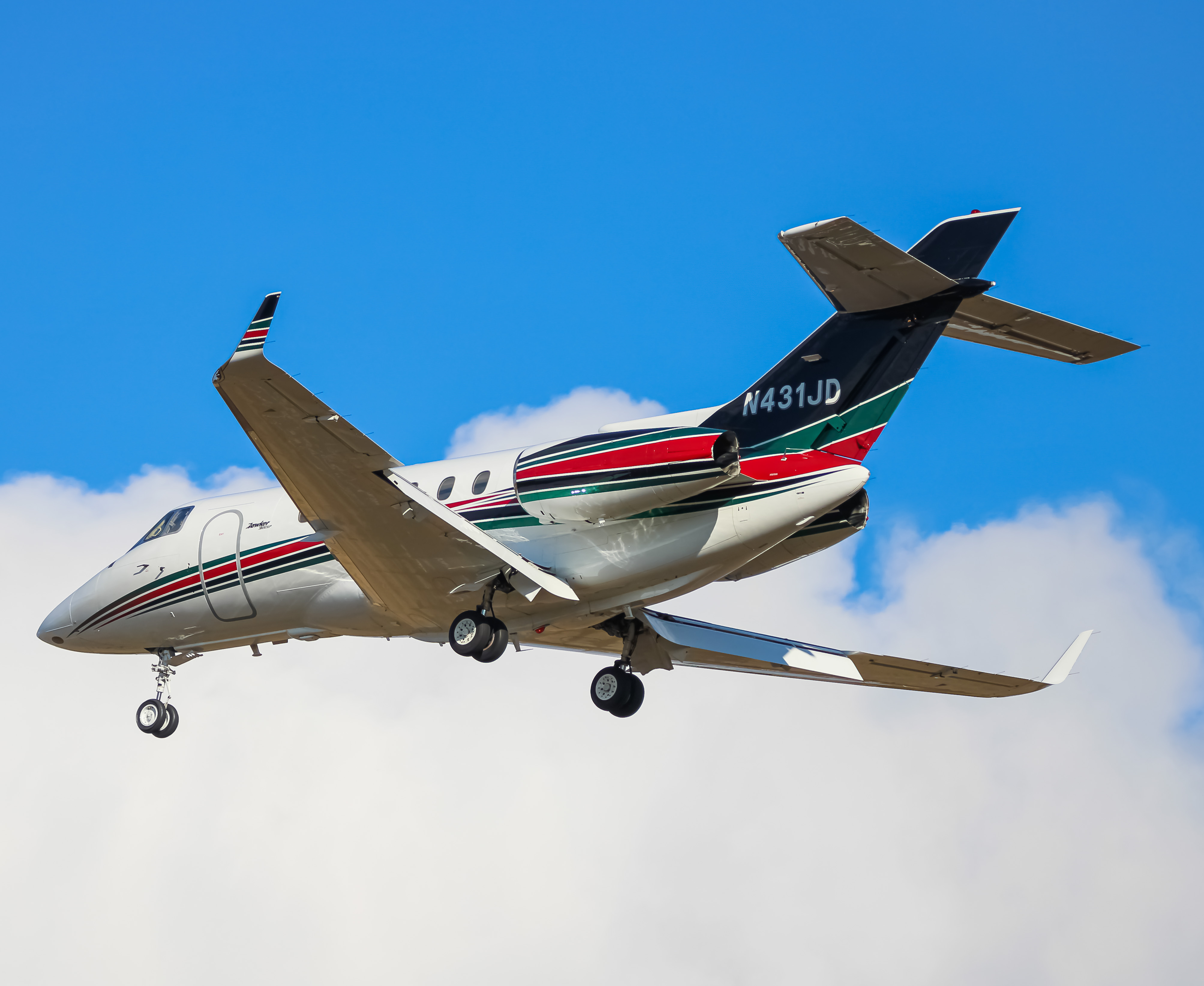 Full size: PRIVATE Beechcraft Hawker 900XP N431JD at Washington Dulles International Airport