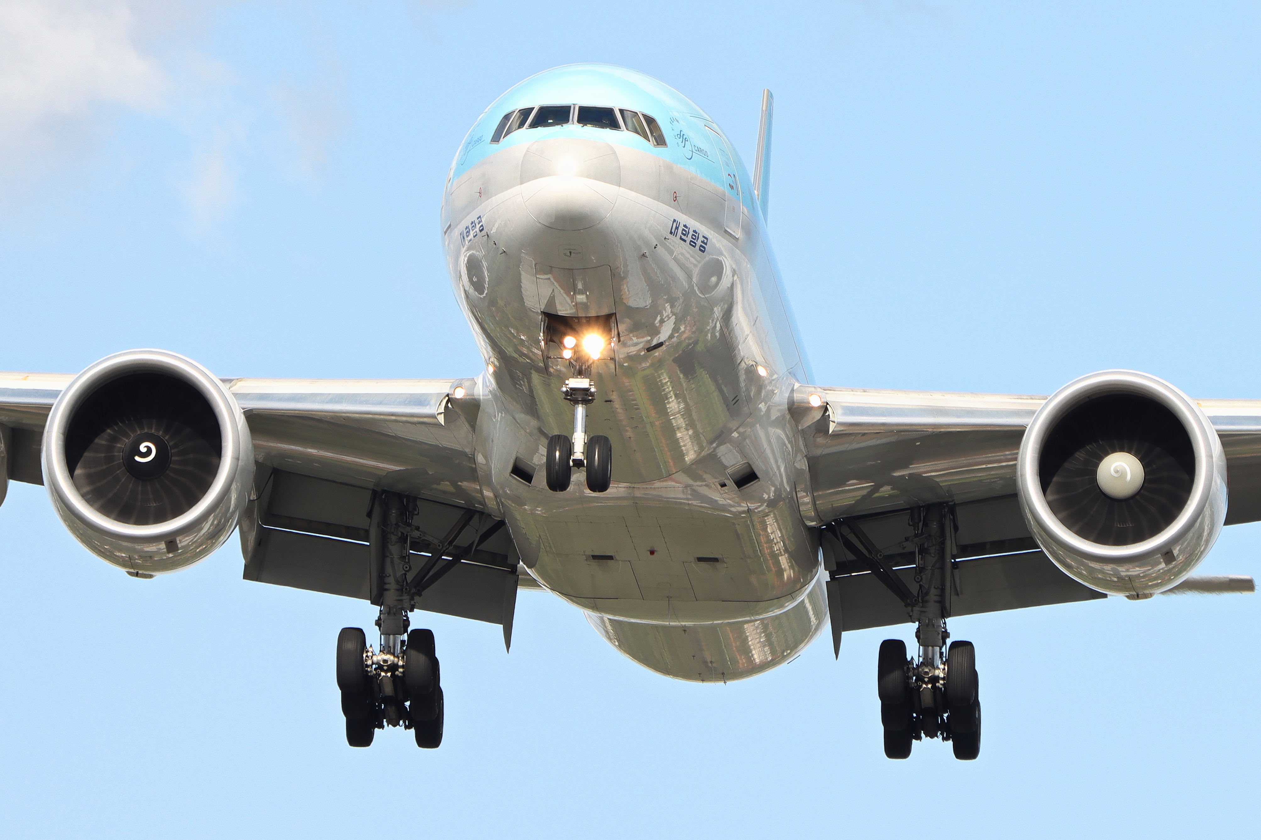Full size: Korean Air Cargo Boeing 777-F HL8075 at London Heathrow International Airport