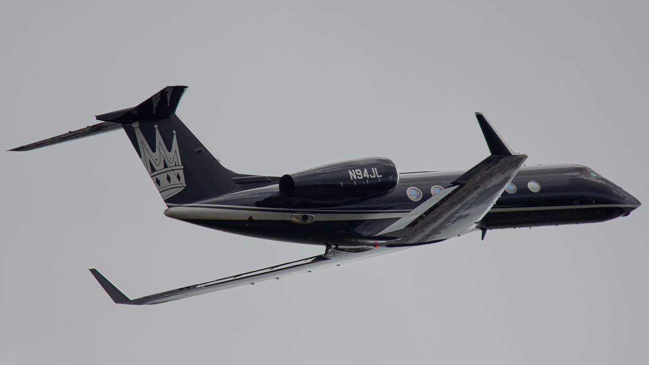 Full size: PRIVATE Gulfstream IV N94JL at Fort Lauderdale/Hollywood International Airport