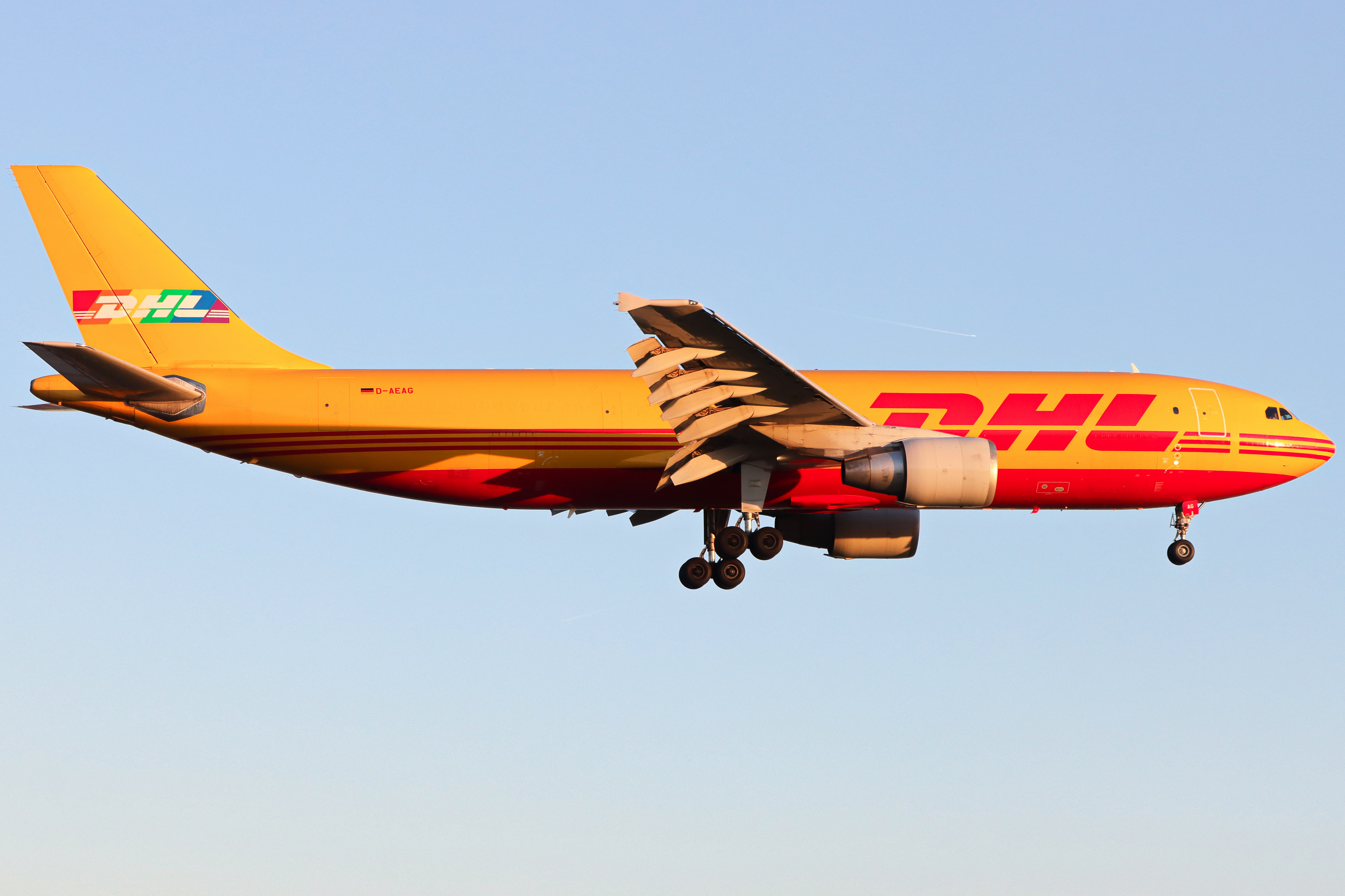 Full size: DHL Airbus A300F-600 D-AEAG at London Heathrow International Airport