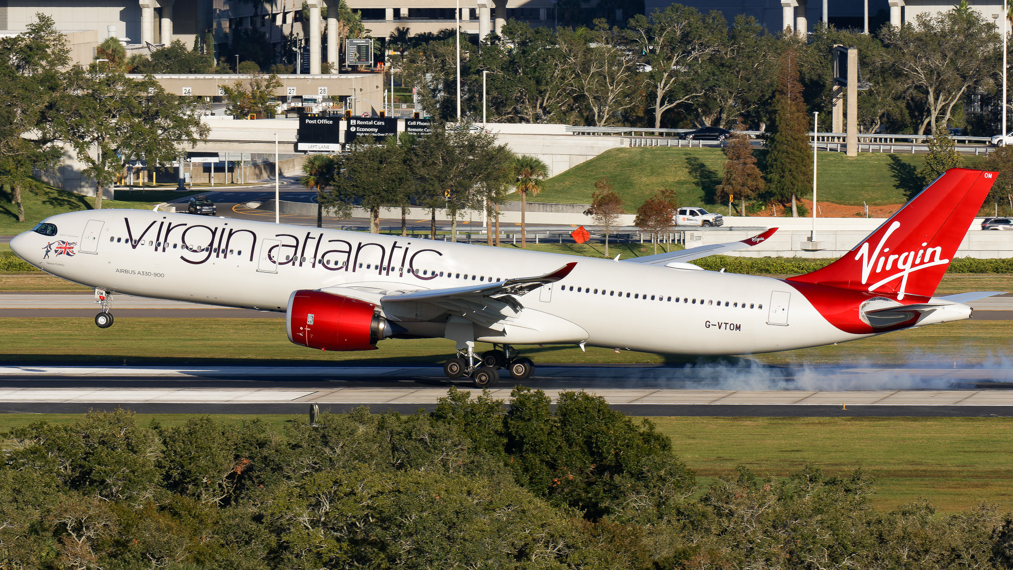 Full size: Virgin Atlantic Airbus A330-900 G-VTOM at Tampa International Airport