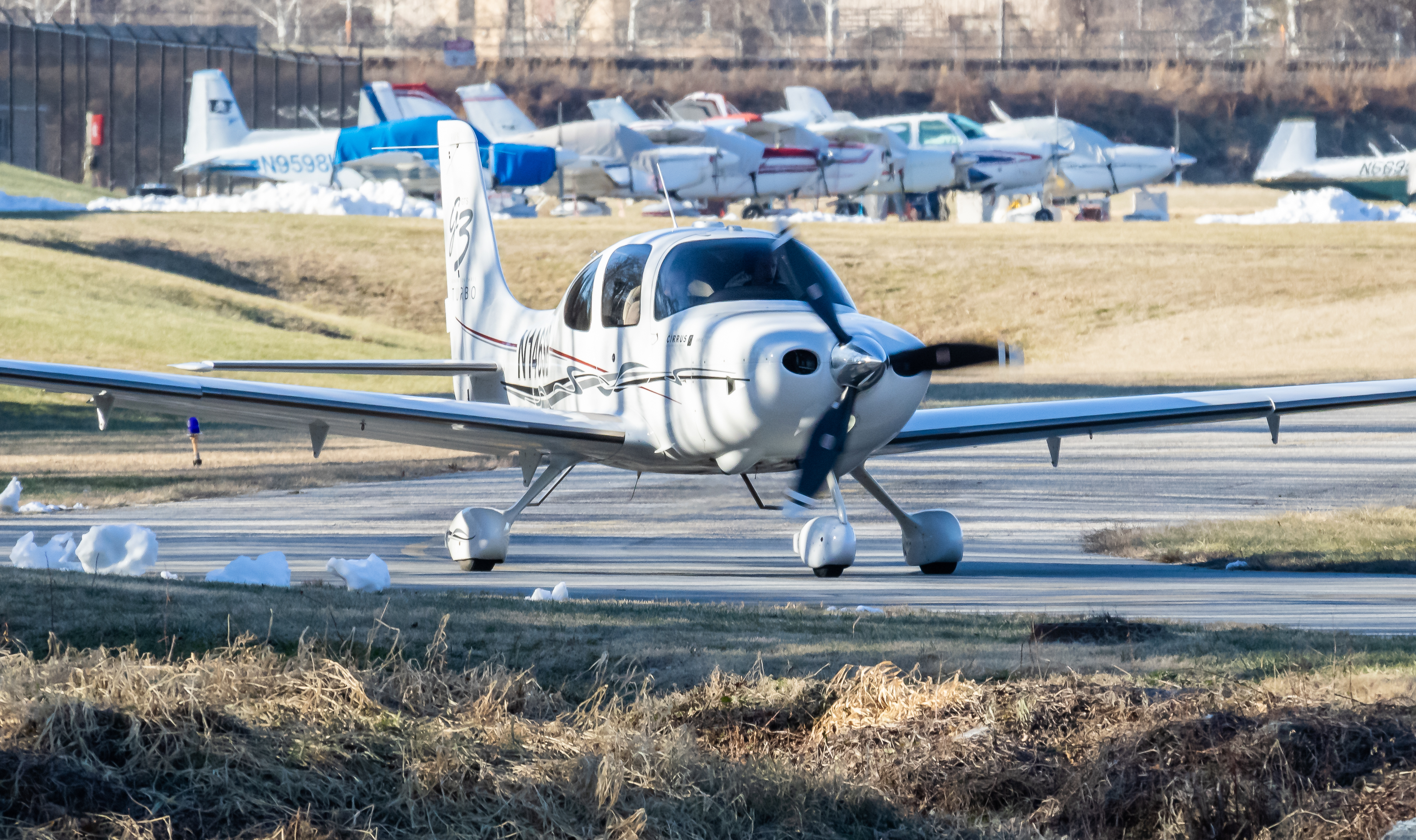 Full size: PRIVATE Cirrus SR-22 N146SB at College Park Airport