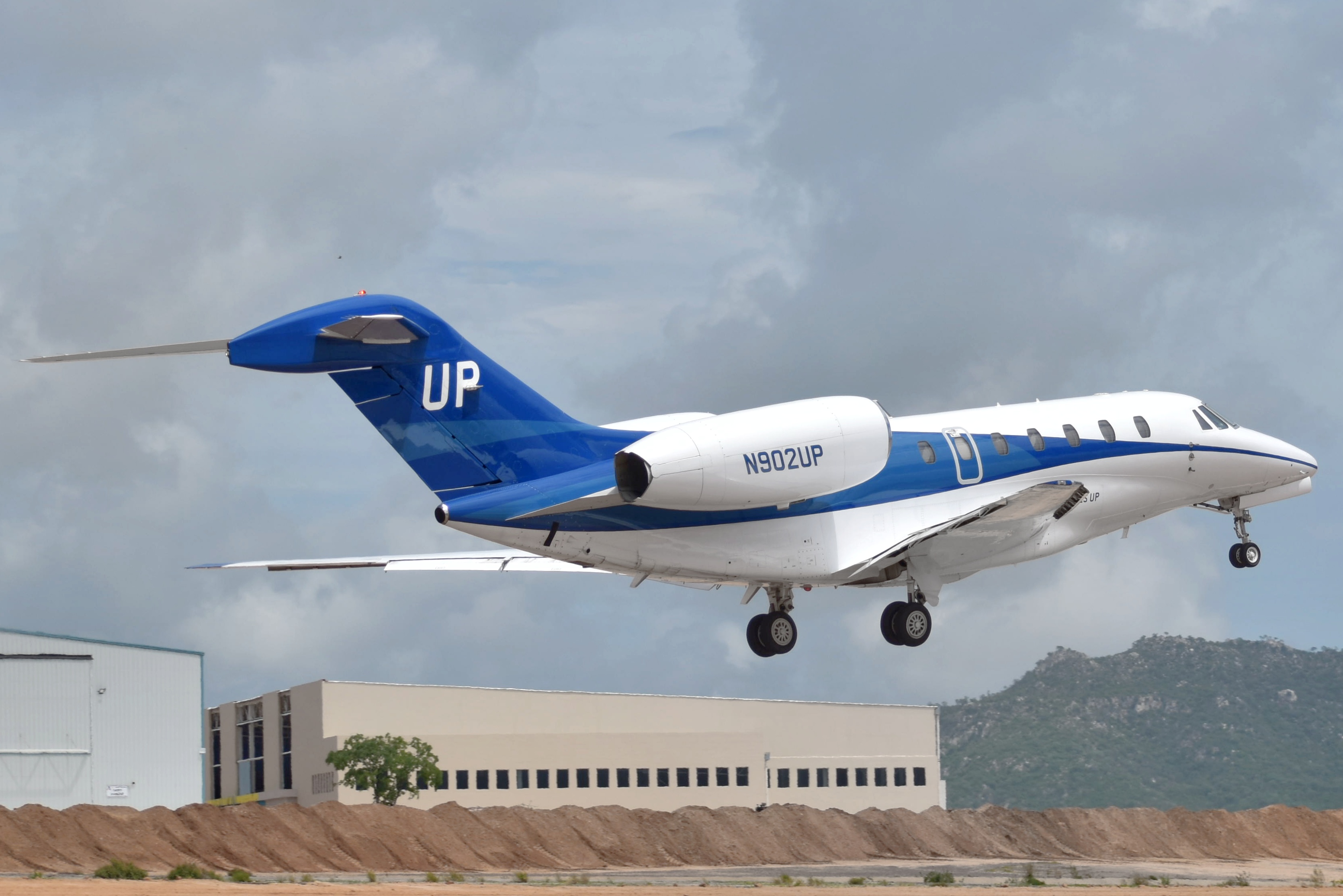 Full size: PRIVATE Cessna 750 Citation X N902UP at Aeropuerto de Cabo San Lucas Internacional