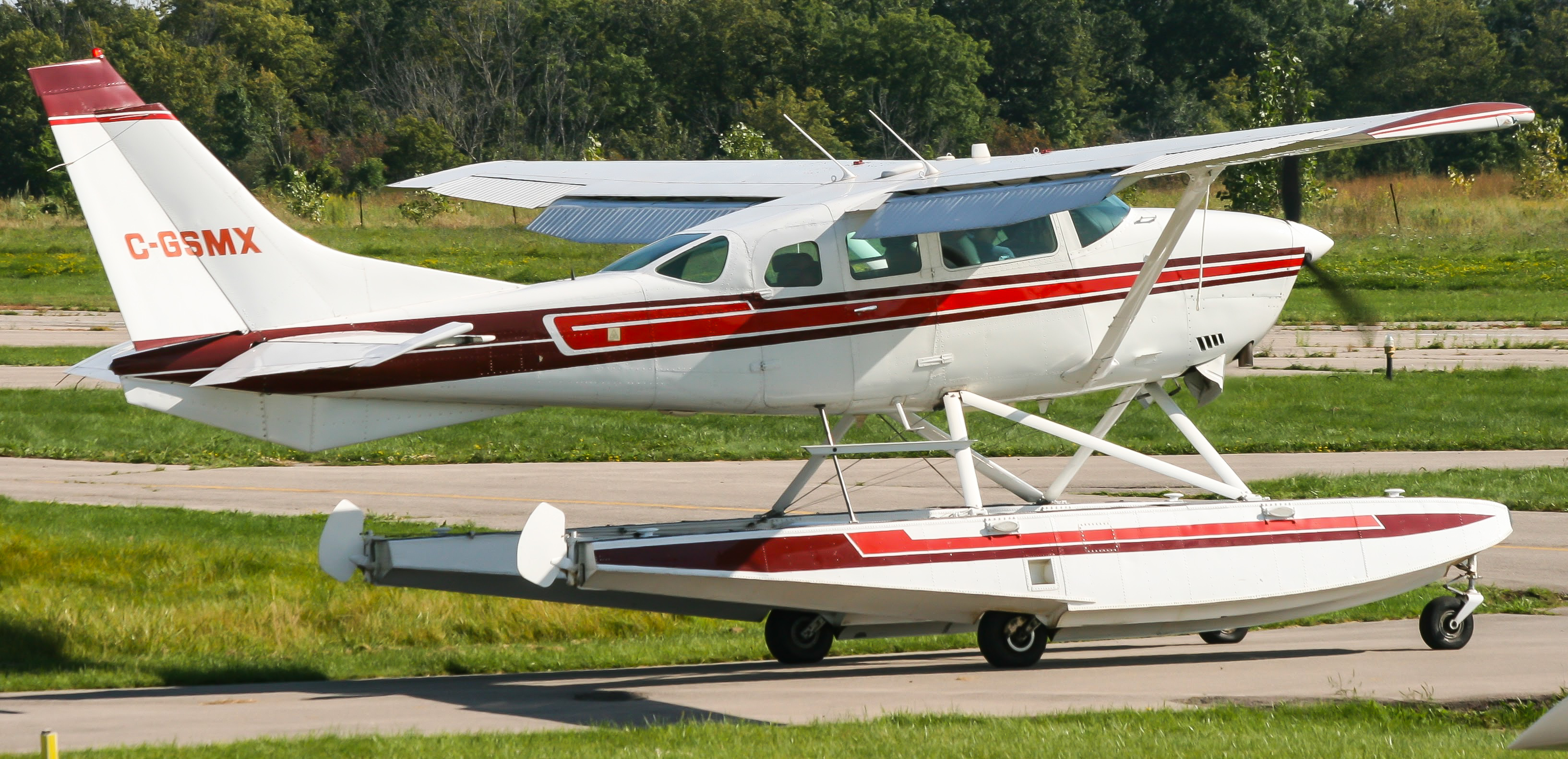 Full size: PRIVATE Cessna TU206G Stationair C-GSMX at 