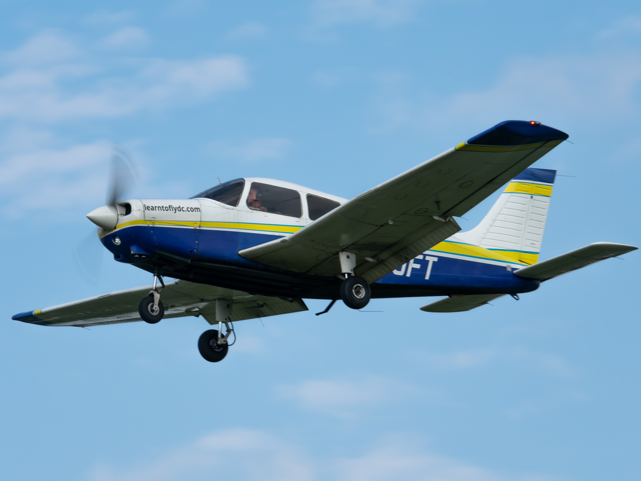 Full size: PRIVATE Piper PA-28 N80FT at Montgomery County Airpark