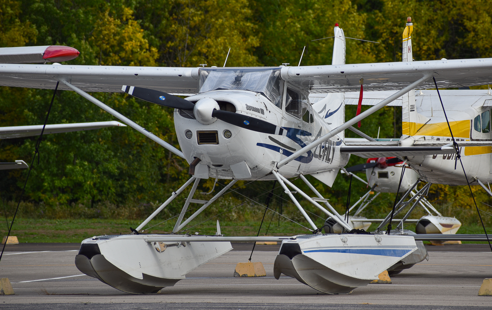 Full size: PRIVATE Cessna 185 C-FILY at Not Applicable