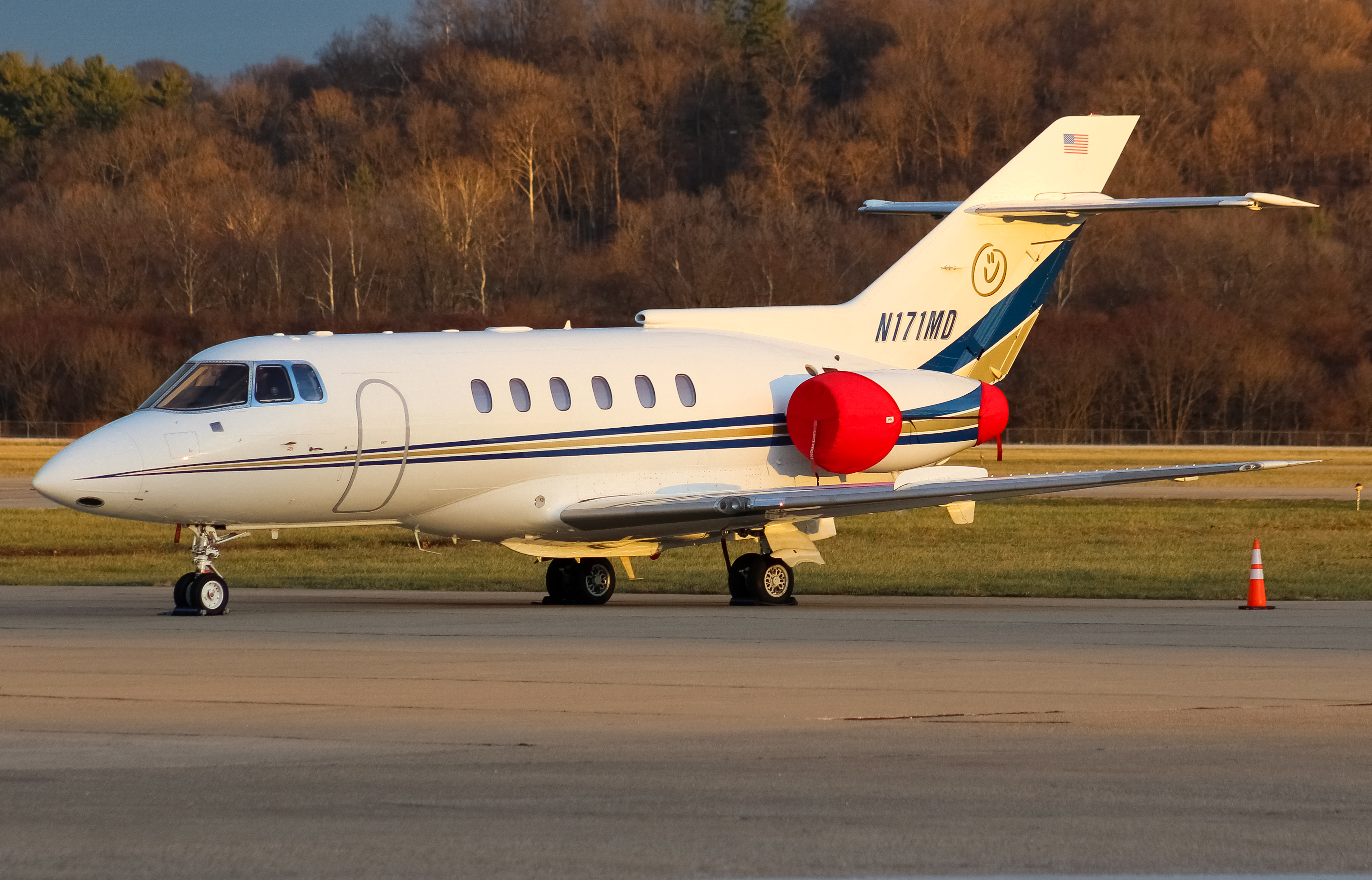 Full size: PRIVATE  Beechcraft Hawker 850XP N171MD at Cincinnati Municipal Airport/Lunken Field