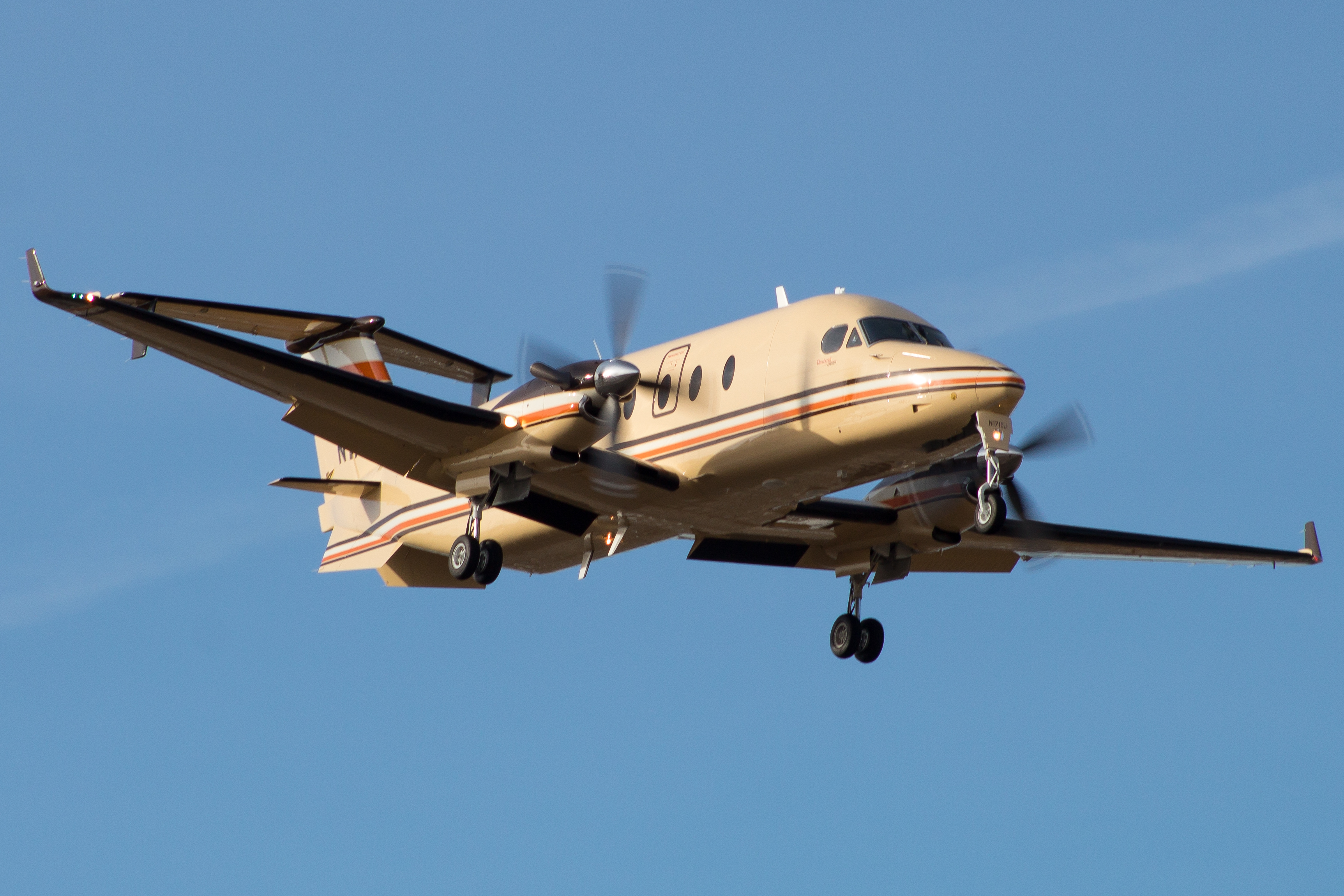 Full size: Bering Air Beech 1900D N171CJ at Boise Air Terminal/Gowen Field