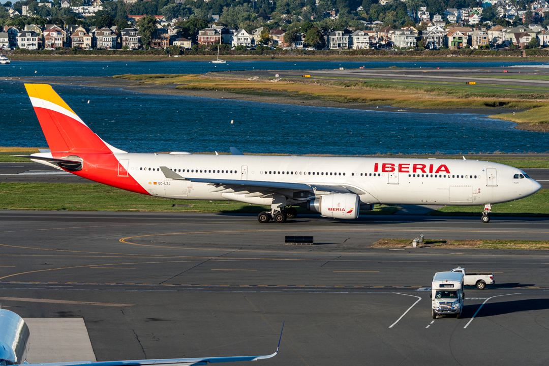 Full size: Iberia Airbus A330-300 EC-LZJ at General Edward Lawrence Logan International Airport