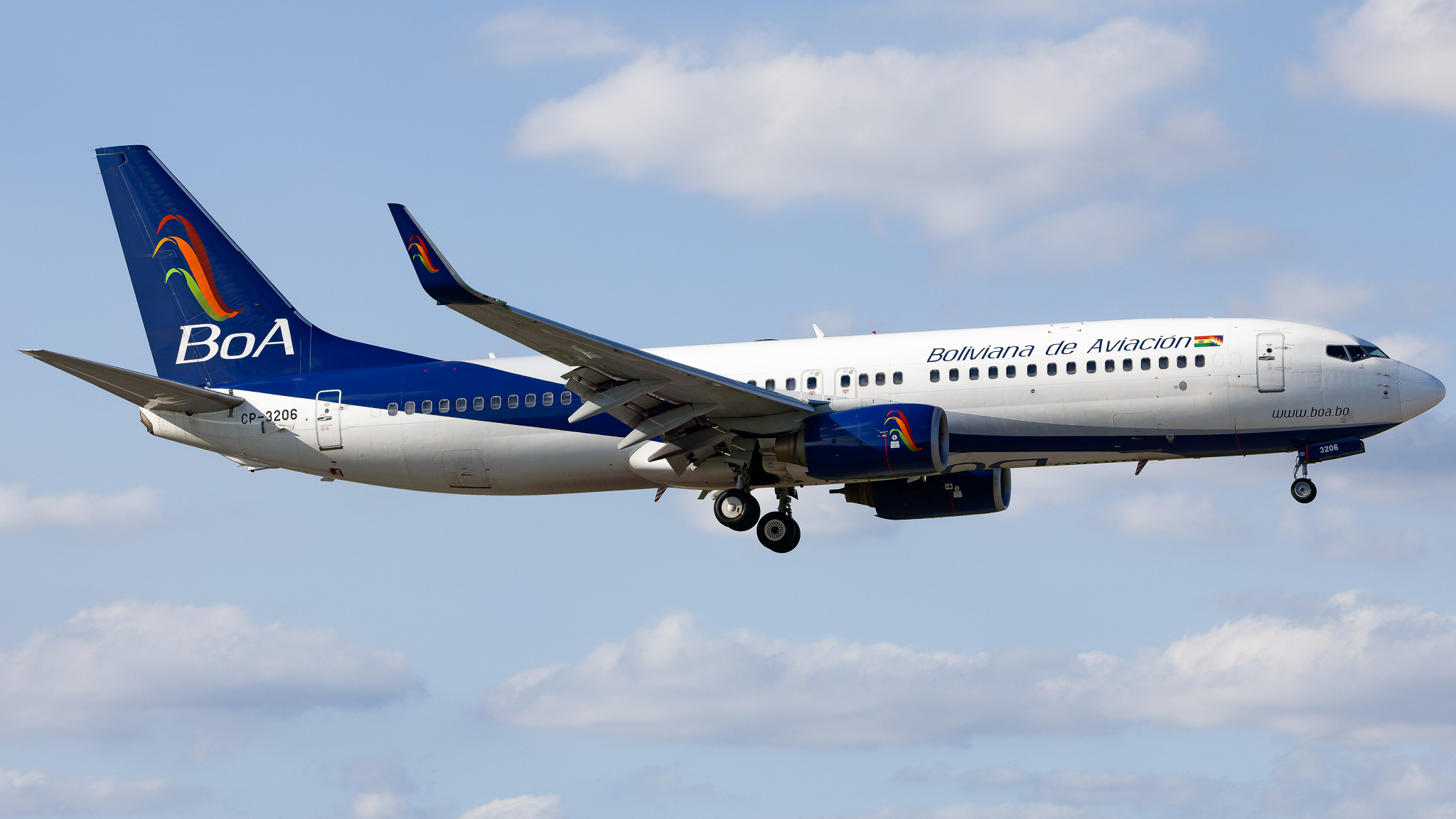 Full size:  Boliviana de Aviación Boeing 737-800 CP-3206 at Miami International Airport