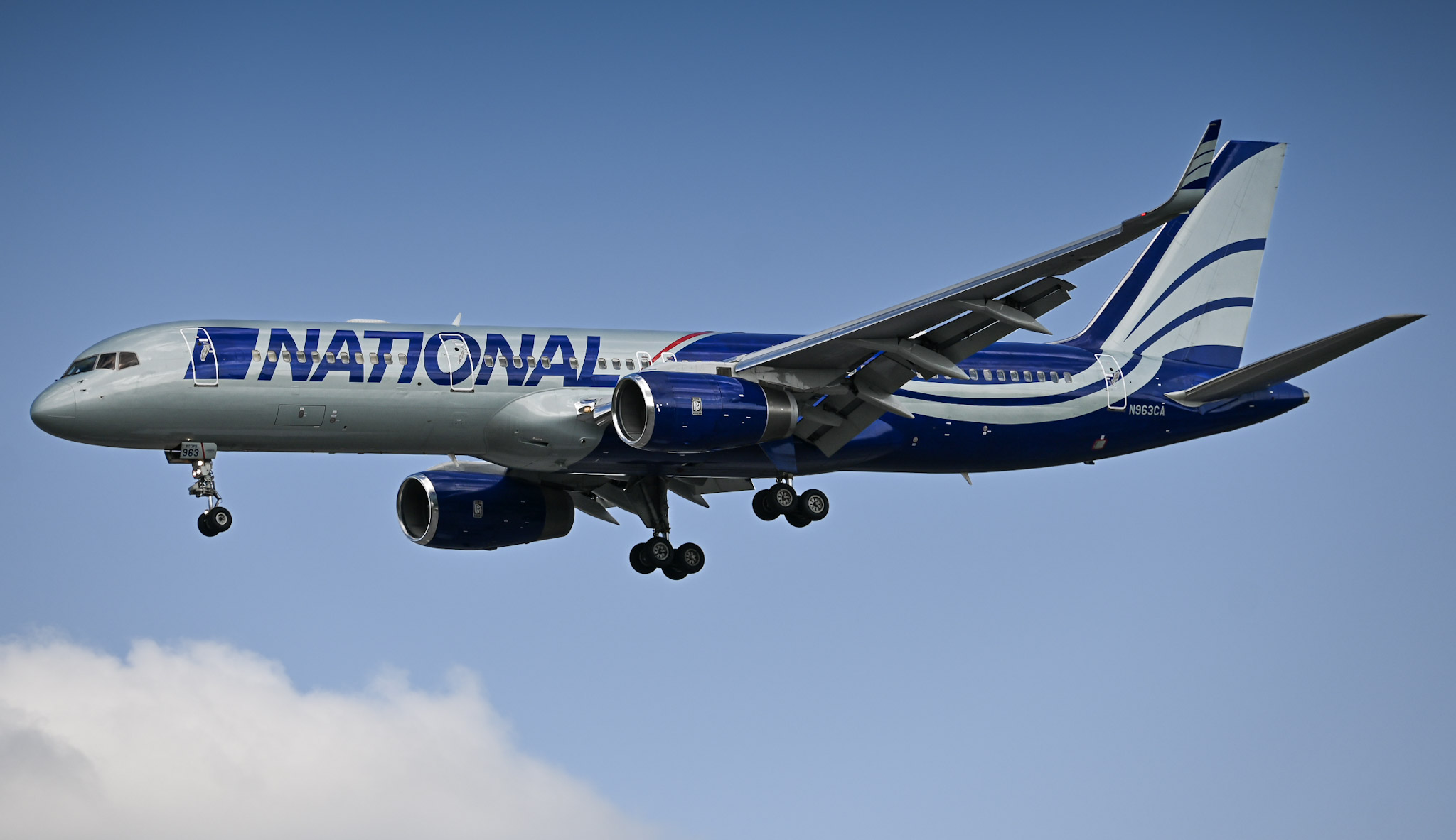Full size: National Airlines Boeing 757-200 N963CA at Orlando International Airport