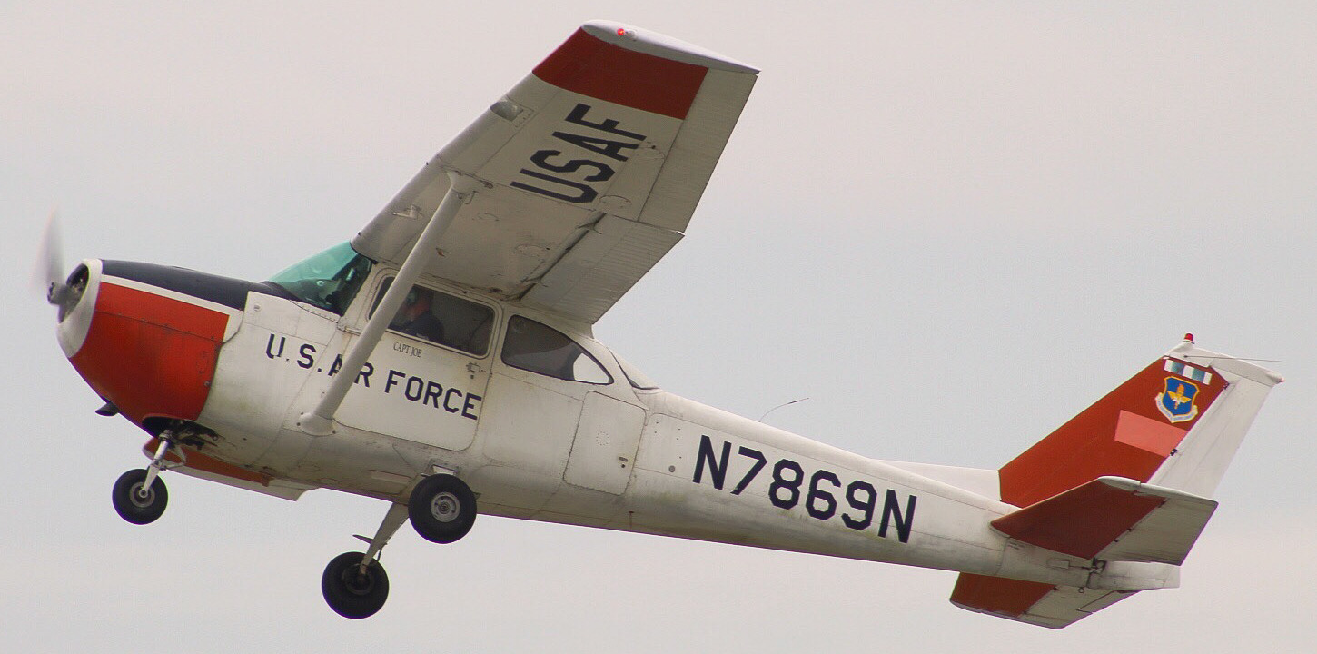 Full size: PRIVATE Cessna T-41 Mescalero N7869N at Frederick Municipal Airport