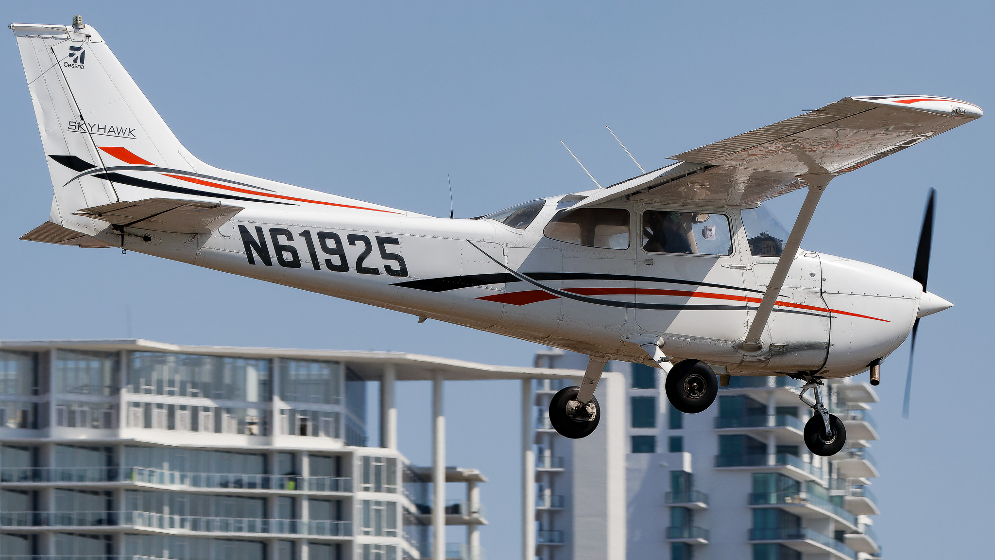 Full size: PRIVATE Cessna  172M Skyhawk  61925 at St. Petersburg Albert Whitted Airport