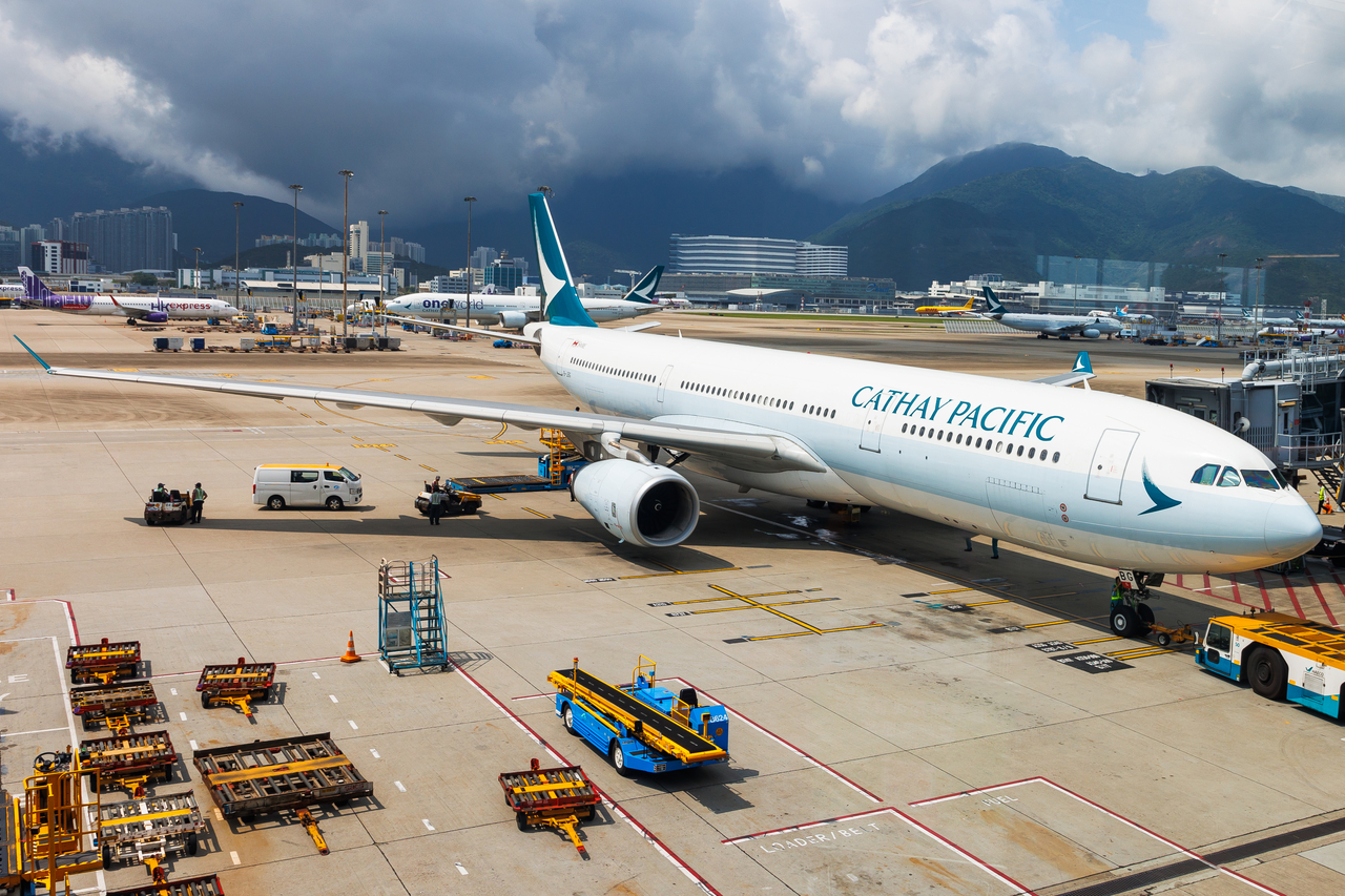 Full size: Cathay Pacific Airbus A330-300 B-LBG at Hong Kong International Airport