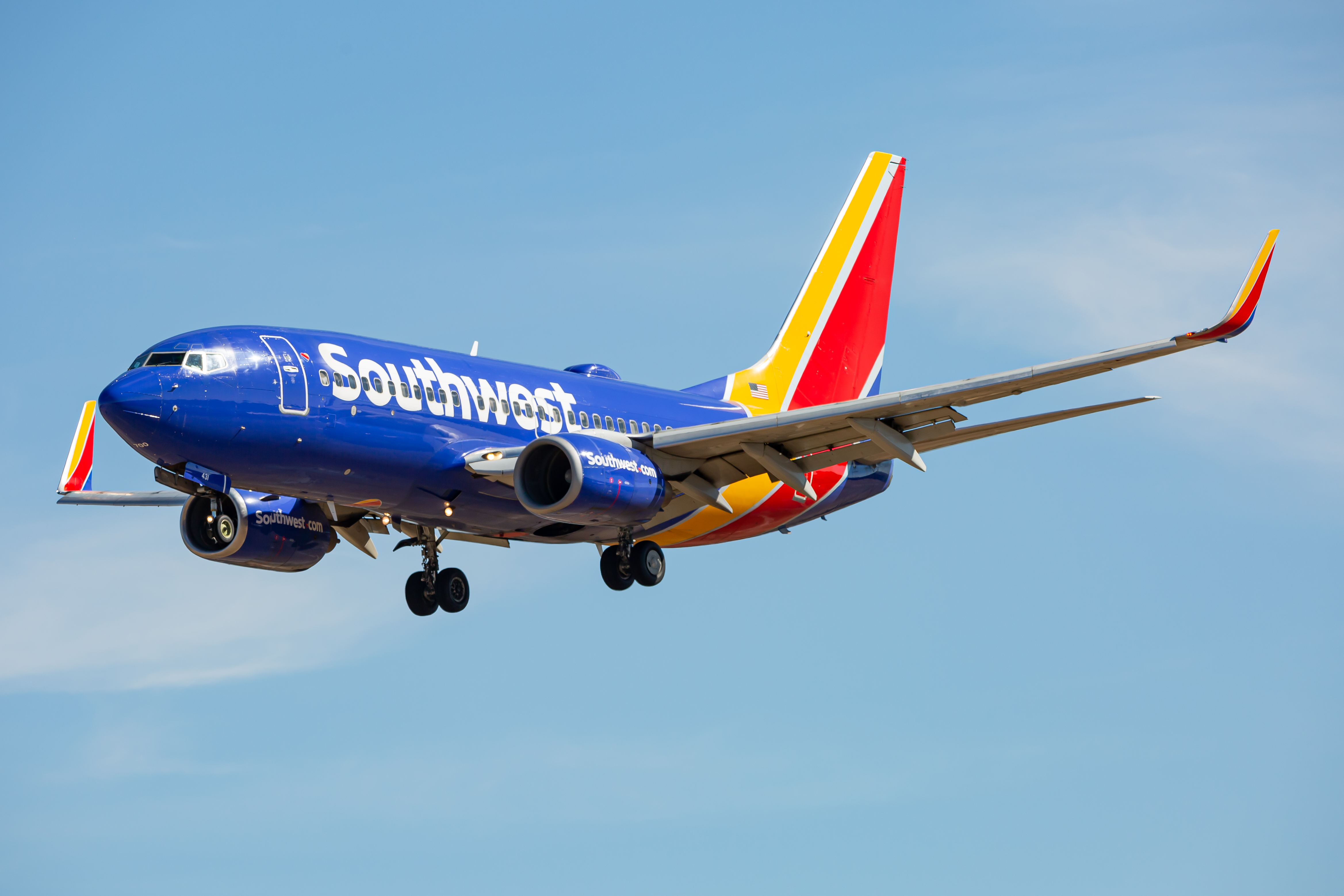 Full size: Southwest Airlines Boeing 737-700 N431WN at Baltimore/Washington International Thurgood Marshall Airport