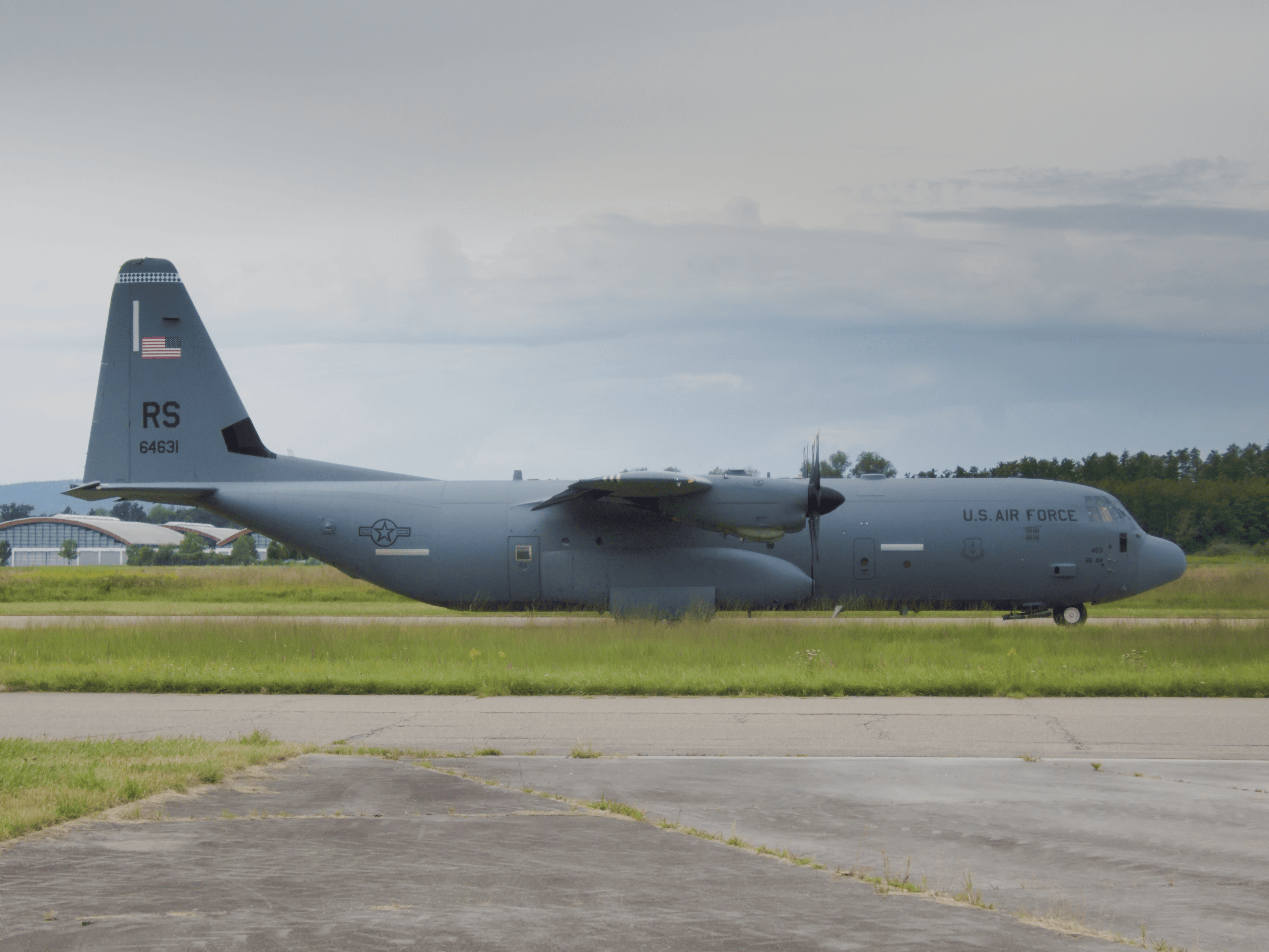 Full size: USAF - United States Air Force Lockheed C-130J Hercules 06-4631 at Friedrichshafen Airport