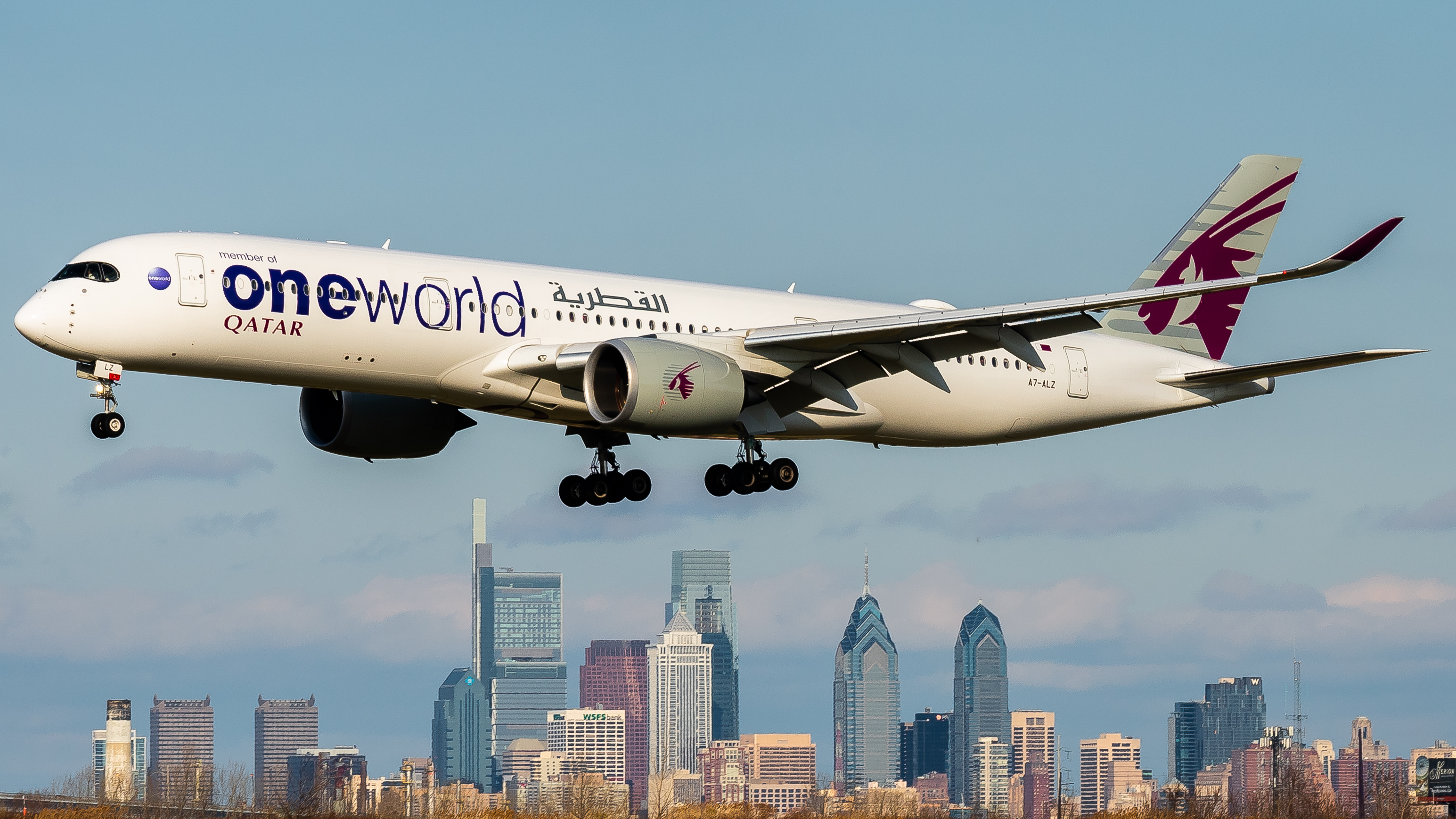 Full size: Qatar Airways Airbus A350-900 A7-ALZ at Philadelphia International Airport