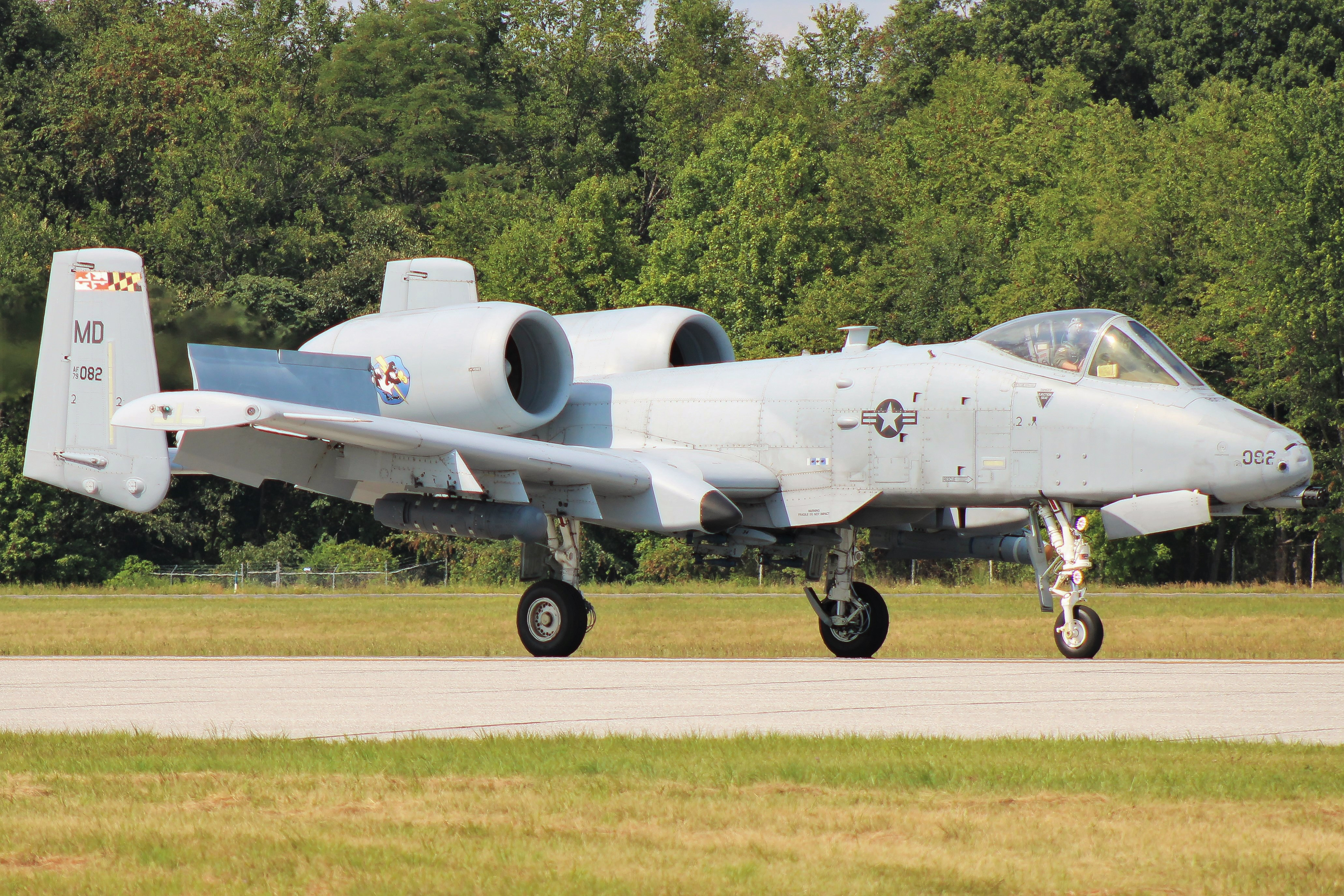 Full size: USAF - United States Air Force Fairchild A-10 Thunderbolt 79-0082 at Martin State Airport