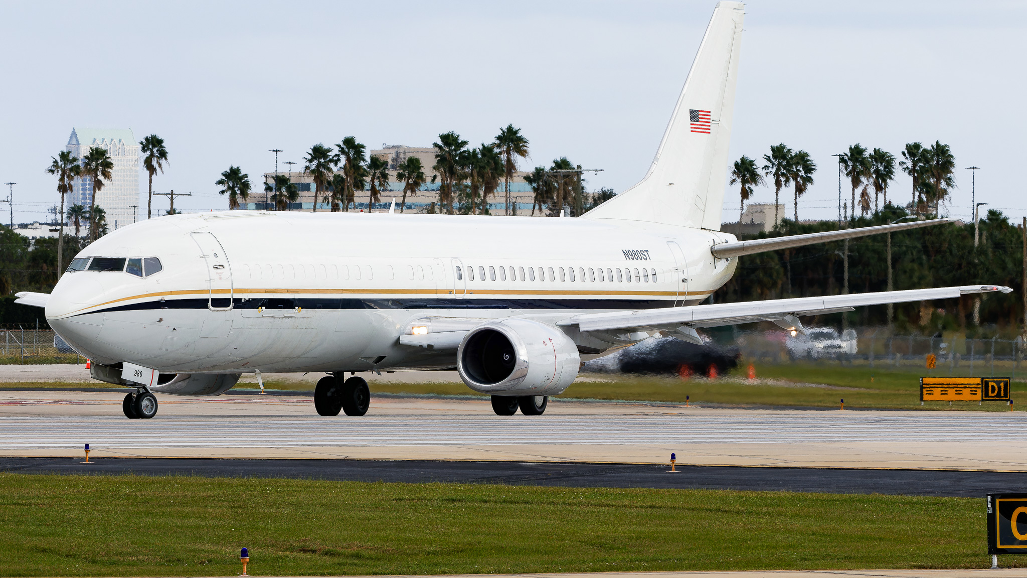 Full size: National Nuclear Security Administration Boeing 737-400C N980ST at Tampa International Airport