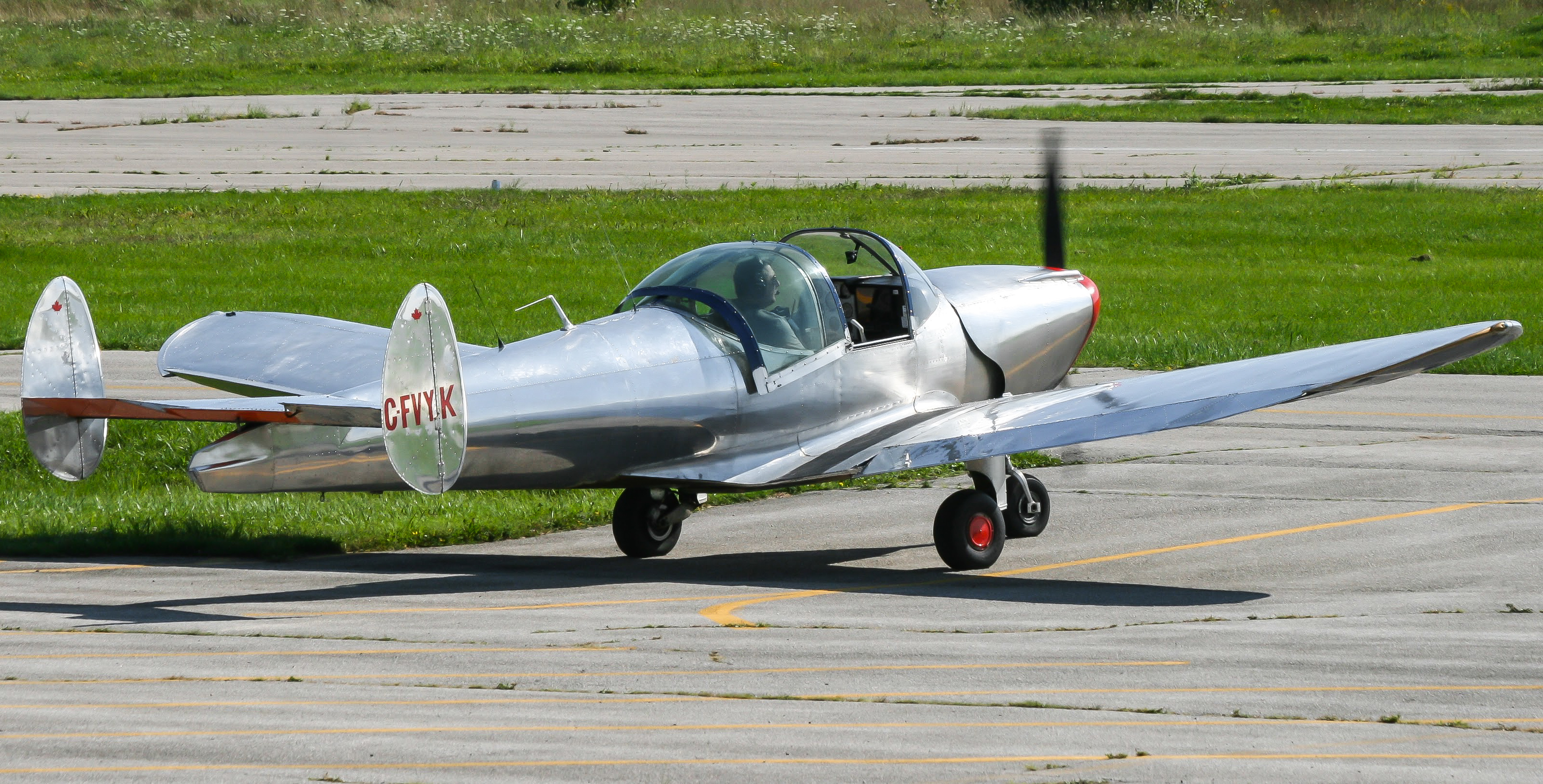 Full size: PRIVATE Alon A-2 aircoupe C-FVYK at 