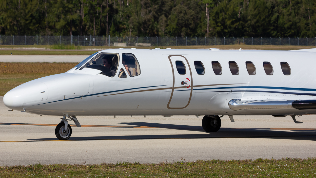 Full size: RLD Leasing Cessna Citation 560 Encore N560RP at Naples Municipal Airport