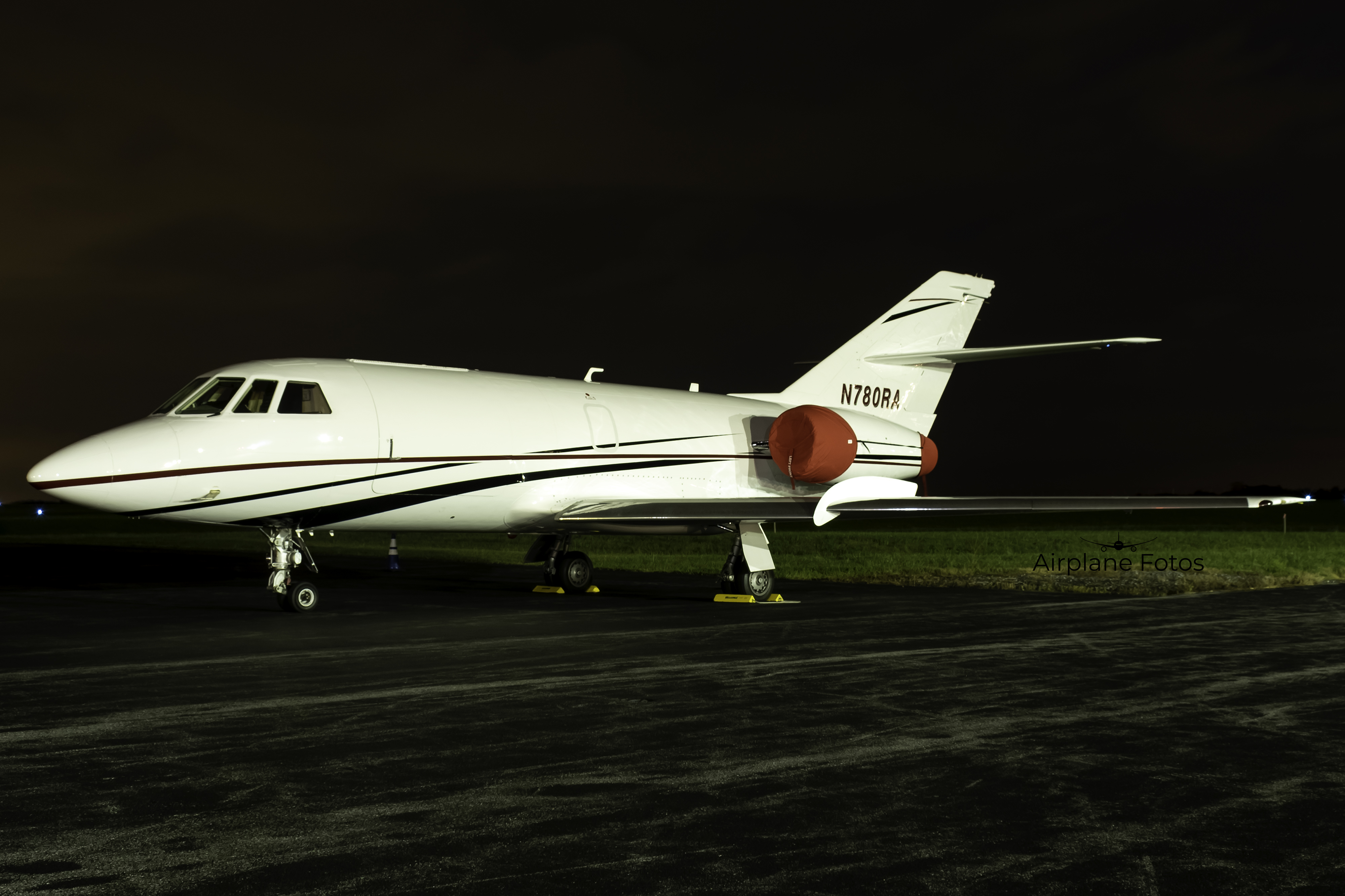 Full size: PRIVATE Dassault Falcon 20 N780RA at Lancaster Airport