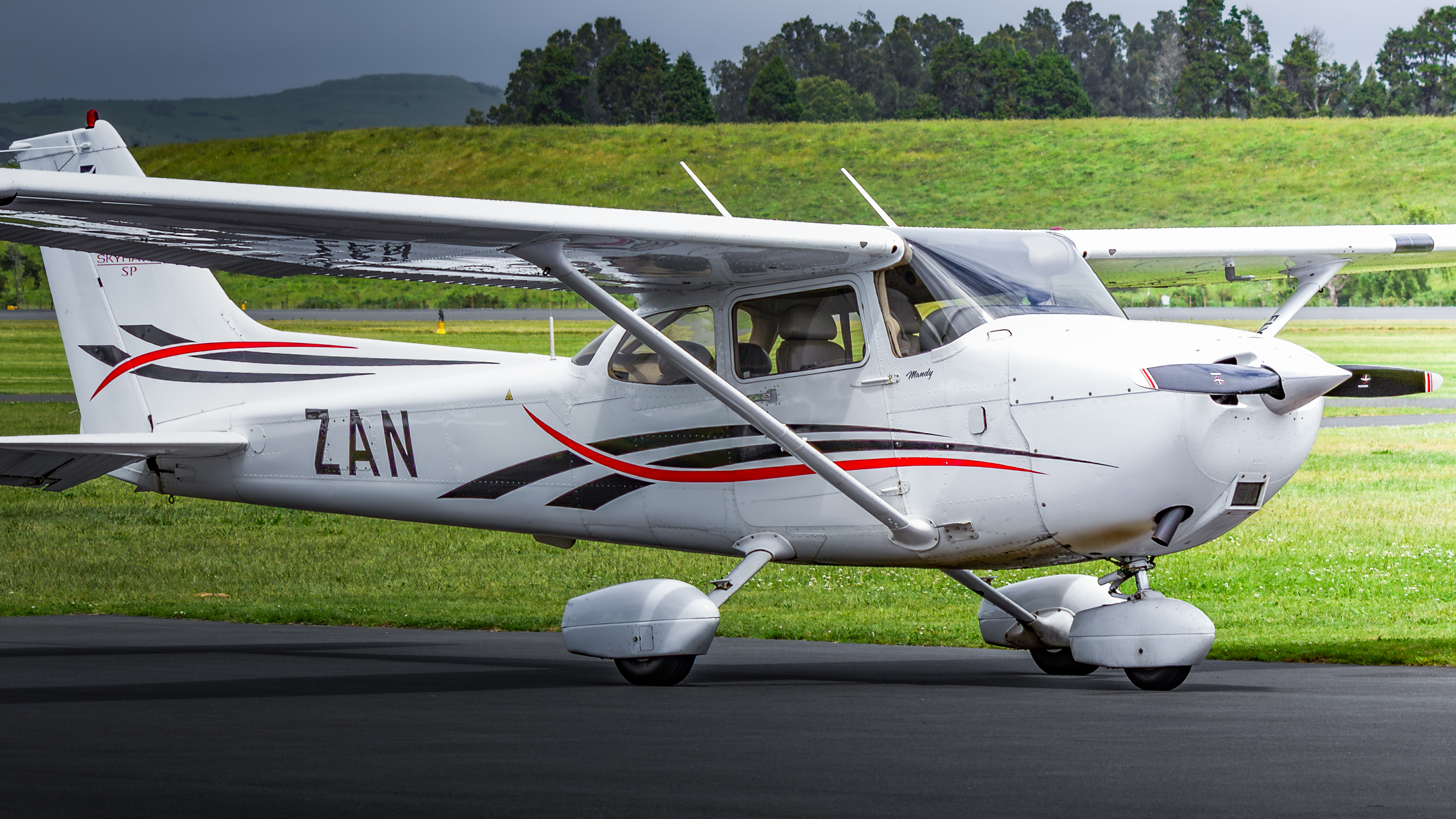 Full size: Tauranga Aero Club Cessna 172 ZK-ZAN at Tauranga Airport