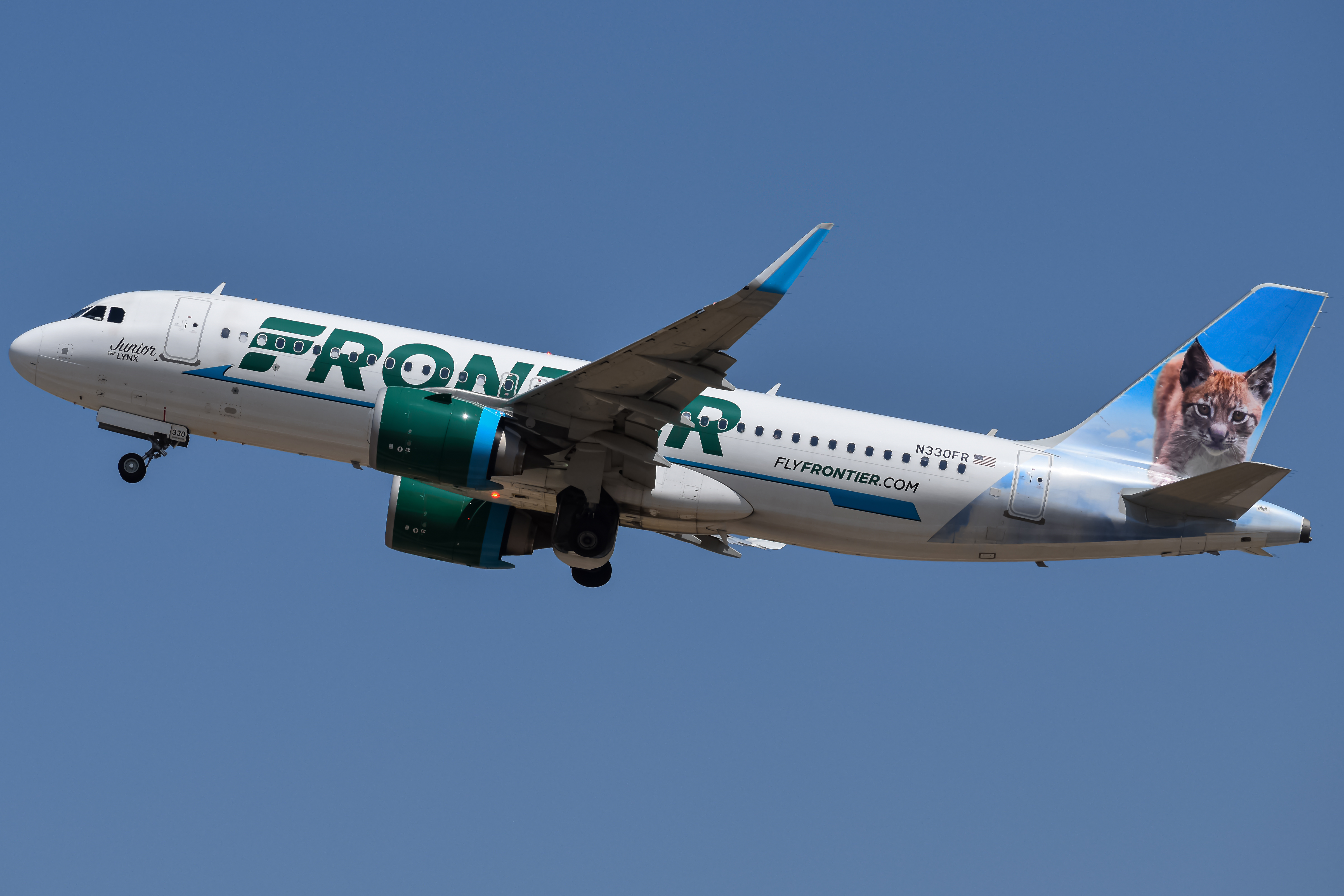 Full size: Frontier Airlines Airbus A320NEO N330FR at Denver International Airport