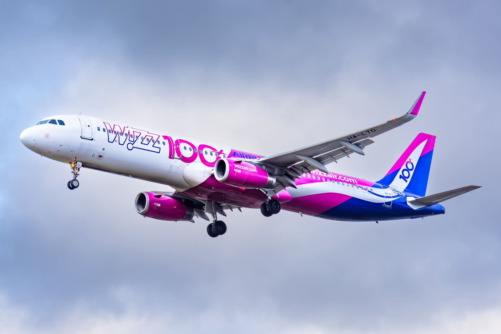 航空機・ヘリコプター JCwings 1/400 A321-200 HA-LTD wizzair HA-LTD | Wizz Air Airbus A321-200 at EIN | AeroXplorer