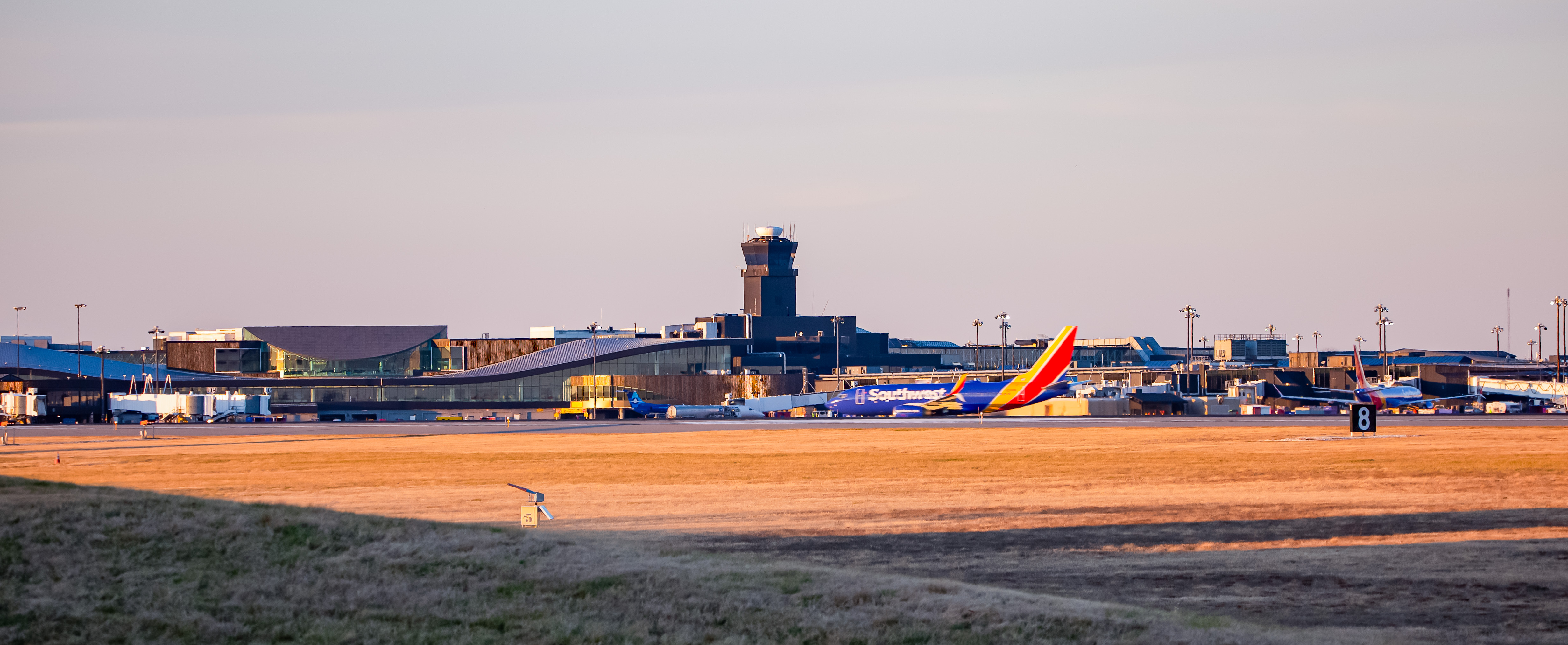 Full size: Airport Photo KBWI at Baltimore/Washington International Thurgood Marshall Airport