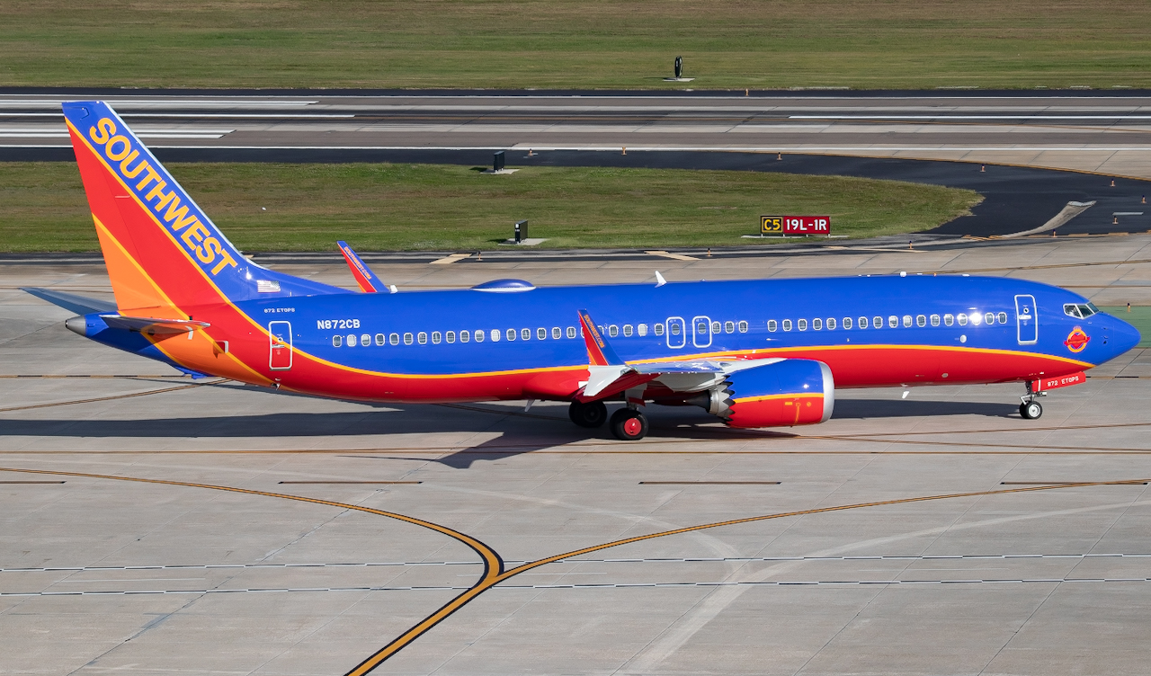 Full size: Southwest Airlines Boeing 737 MAX 8 N872CB at Tampa International Airport