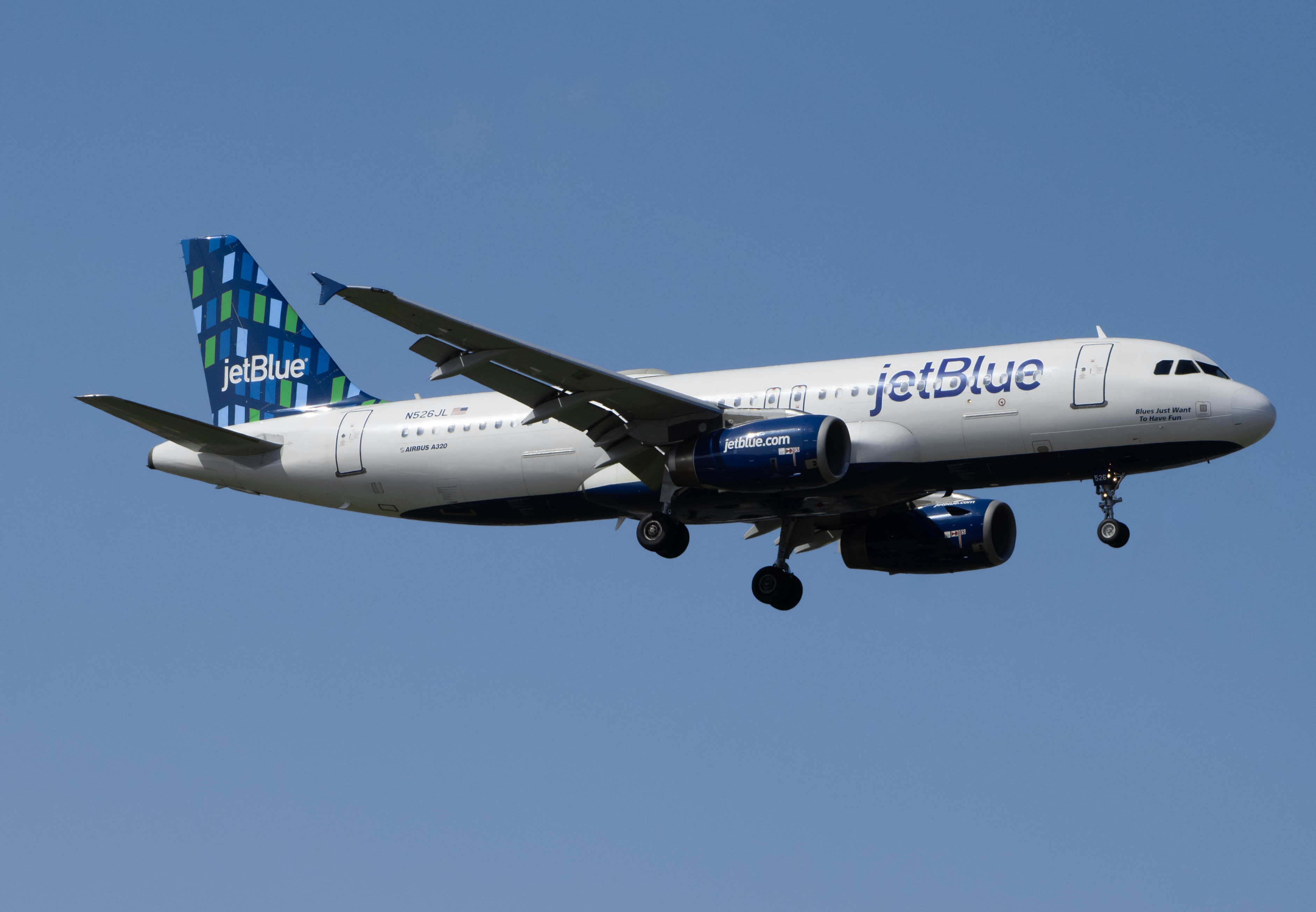 Full size: JetBlue Airways Airbus A320 N526JL at John F. Kennedy International Airport