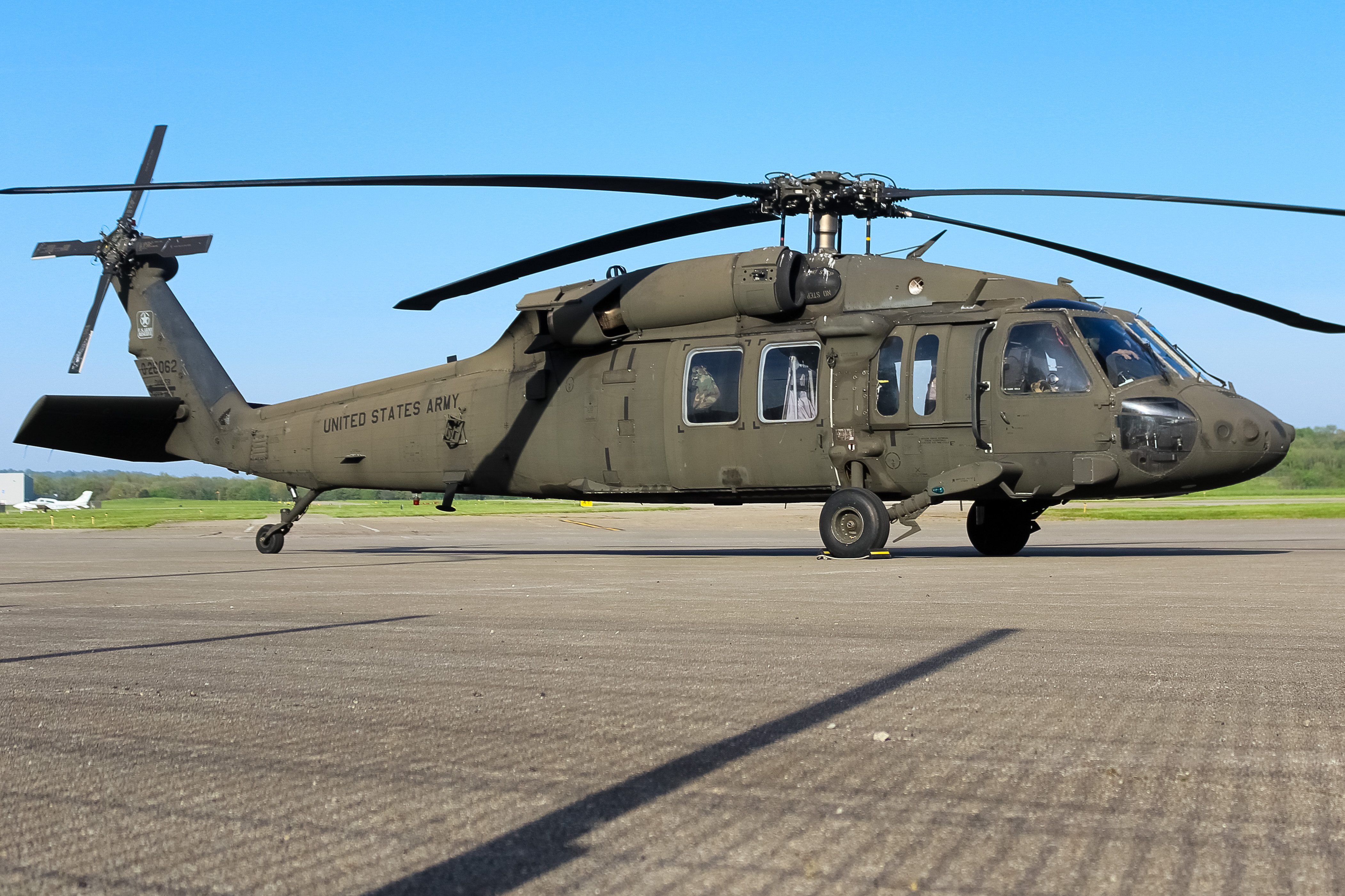 Full size: USA- United States Army  UH-60 Blackhawk 0-26062 at Cincinnati Municipal Airport/Lunken Field
