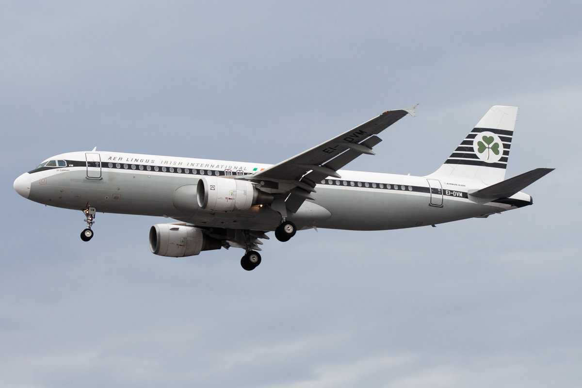 Full size: Aer Lingus Airbus A320 EI-DVM at London Heathrow International Airport