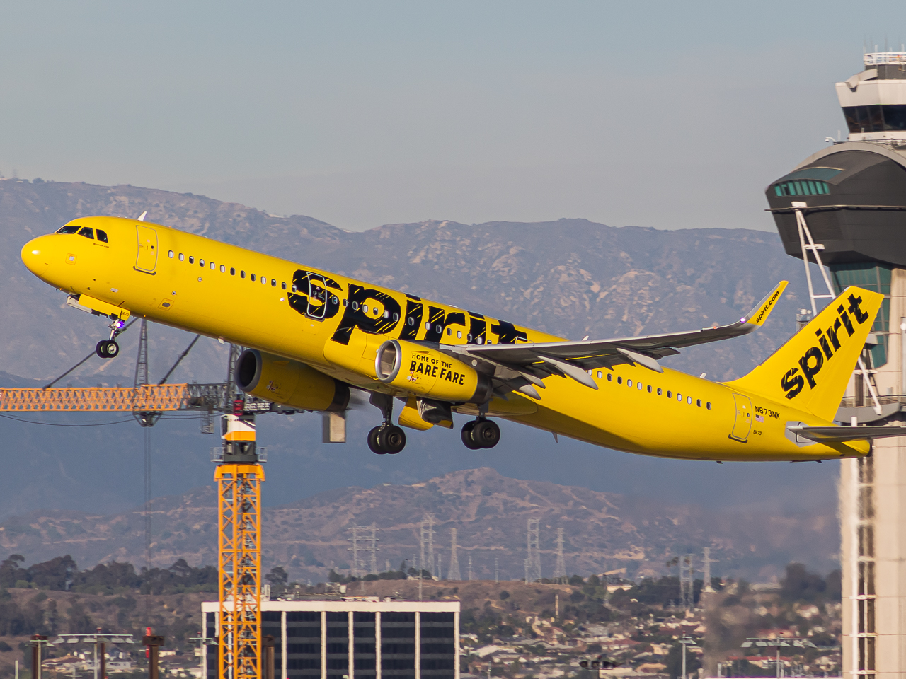 Full size: Spirit Airlines Airbus A321-200 N673NK at Los Angeles International Airport