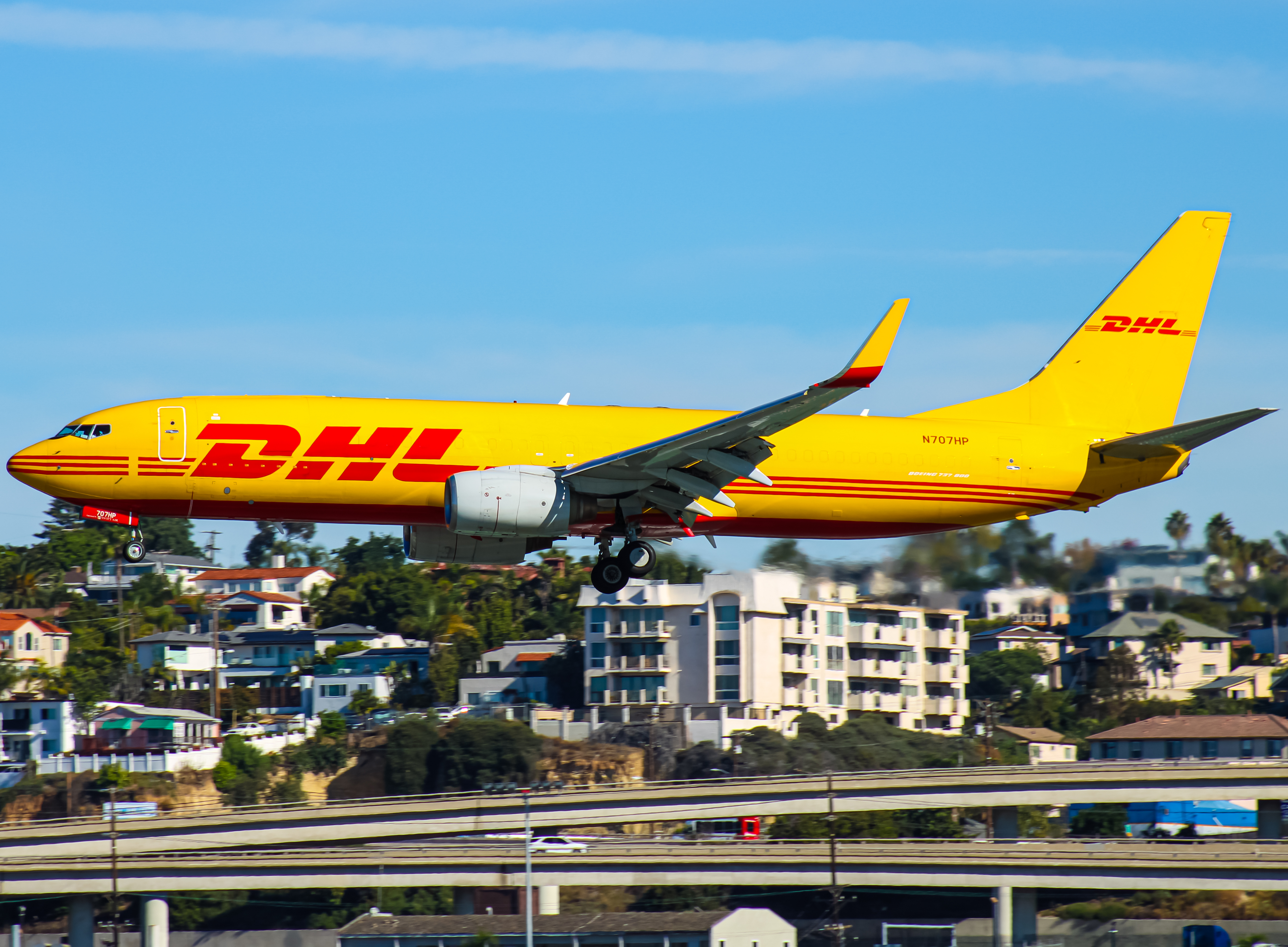 Full size: DHL Boeing 737-800 N707HP at San Diego International Airport