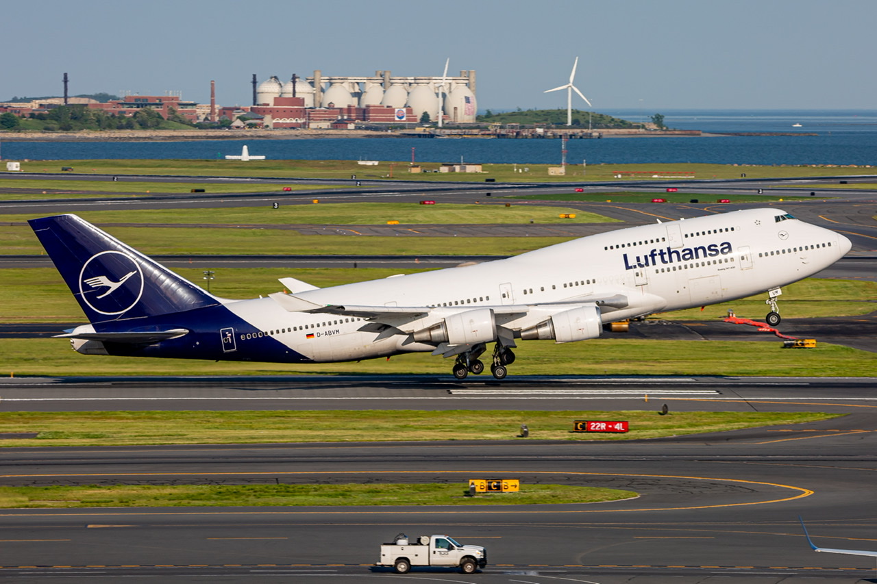 Full size: Lufthansa Boeing 747-400 D-ABVM at General Edward Lawrence Logan International Airport