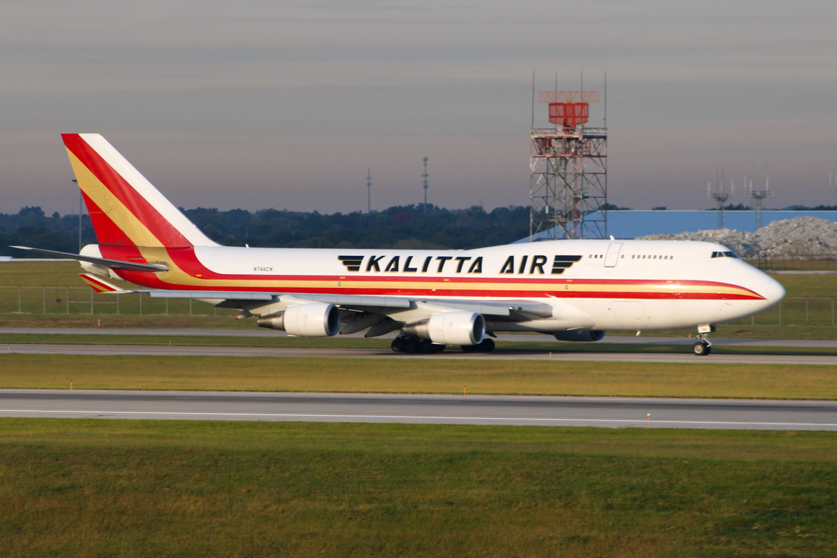 Full size: KALITTA AIR  Boeing 747-400 BCF N744CK at Cincinnati/Northern Kentucky International Airport
