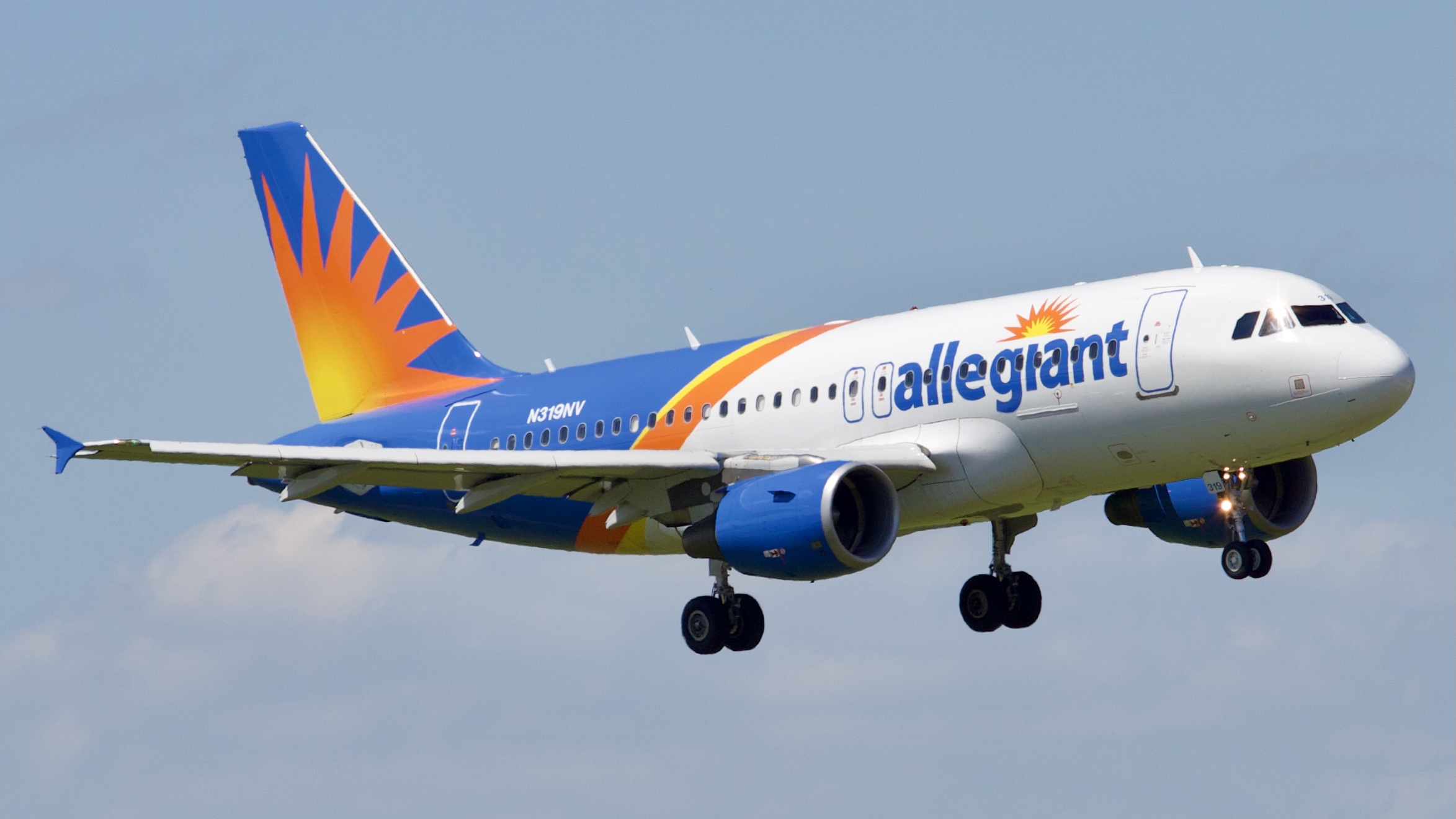 Full size: Allegiant Air Airbus A319 N319NV at William P Hobby Airport