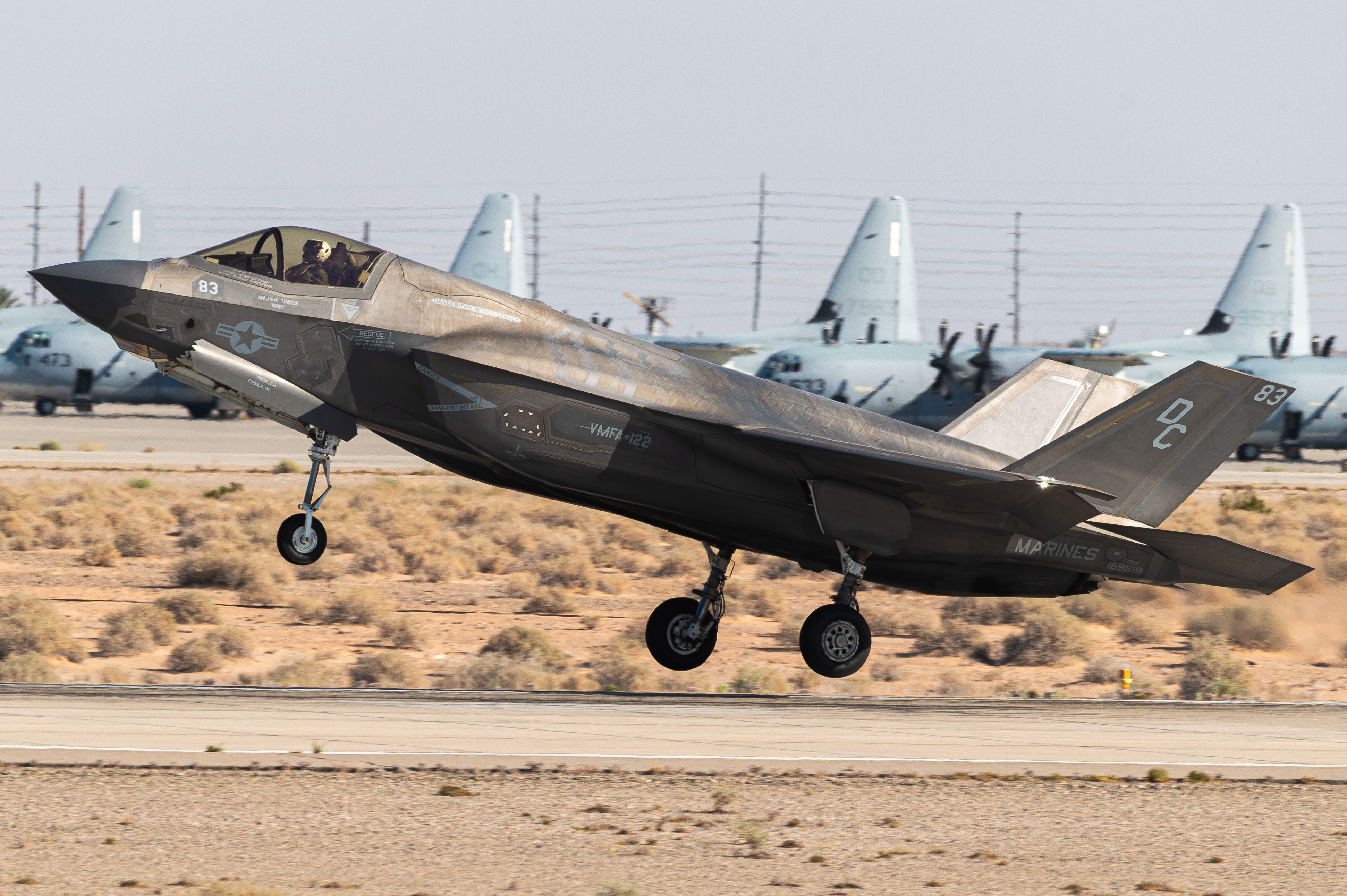 Full size: USMC - United States Marine Corp Lockheed Martin F-35 Lightning 169619 at 
