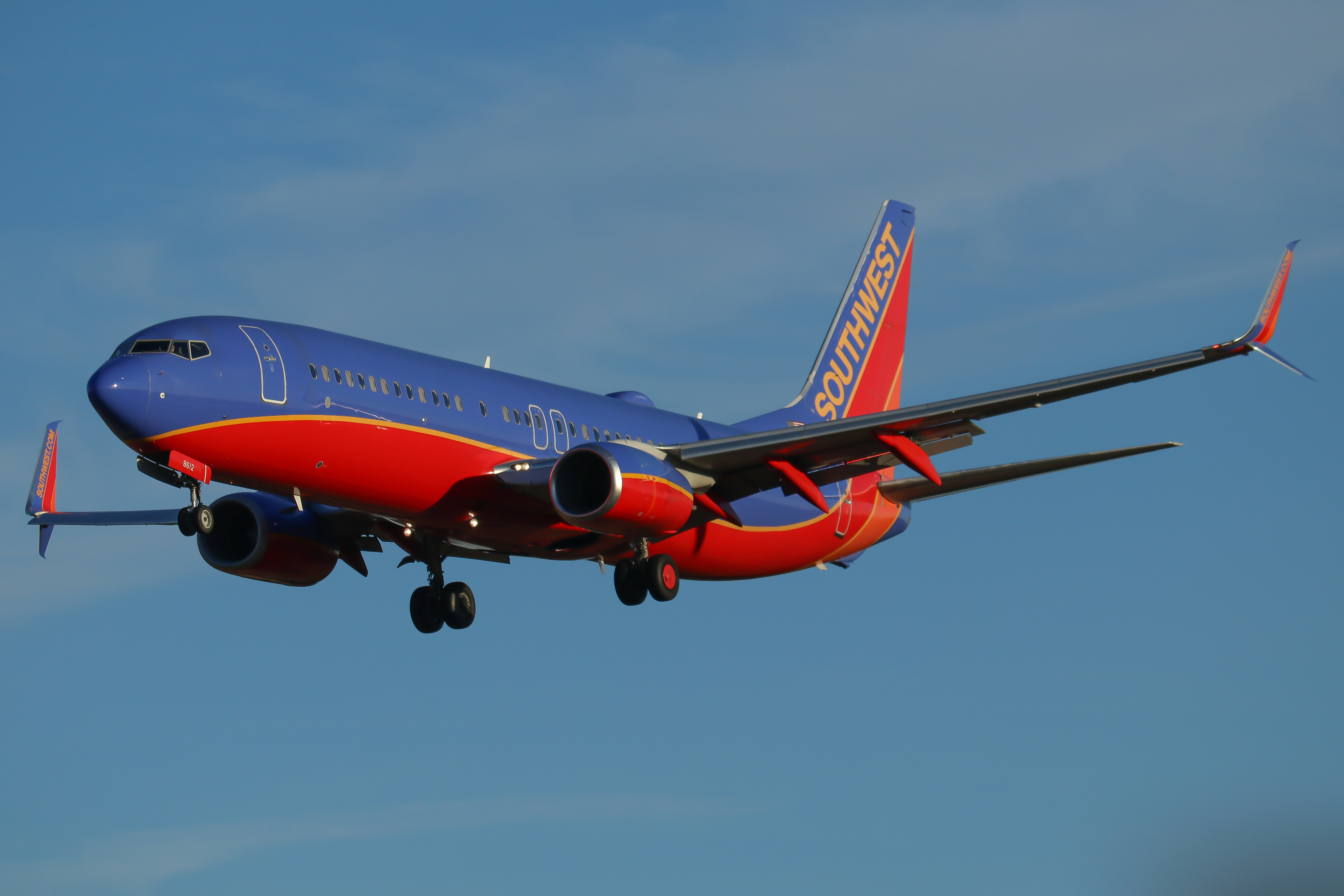 Full size: Southwest Airlines Boeing 737-800 N8612K at Baltimore/Washington International Thurgood Marshall Airport