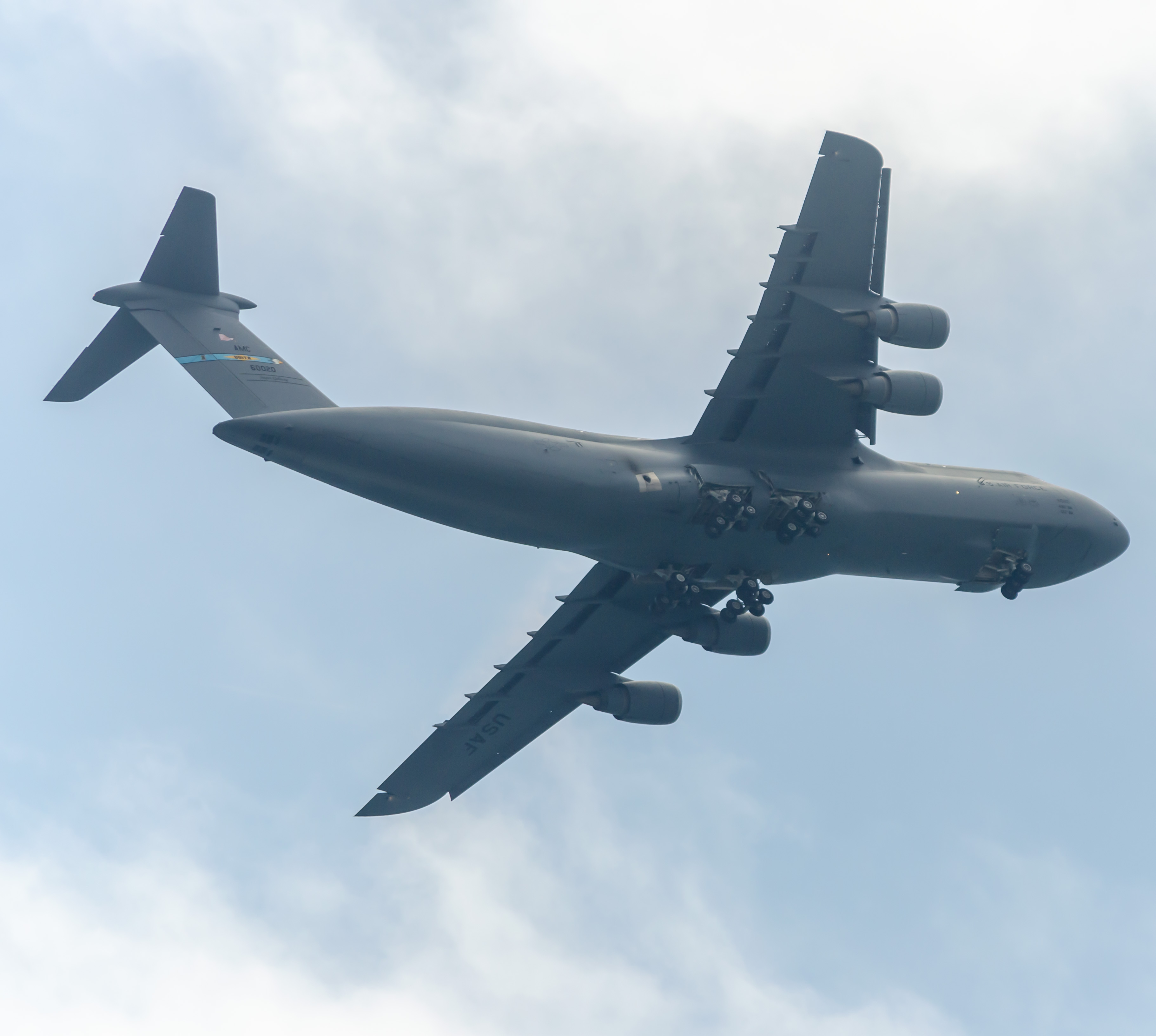 Full size: USAF - United States Air Force Lockheed C-5 Galaxy 860020 at Atlantic City International Airport
