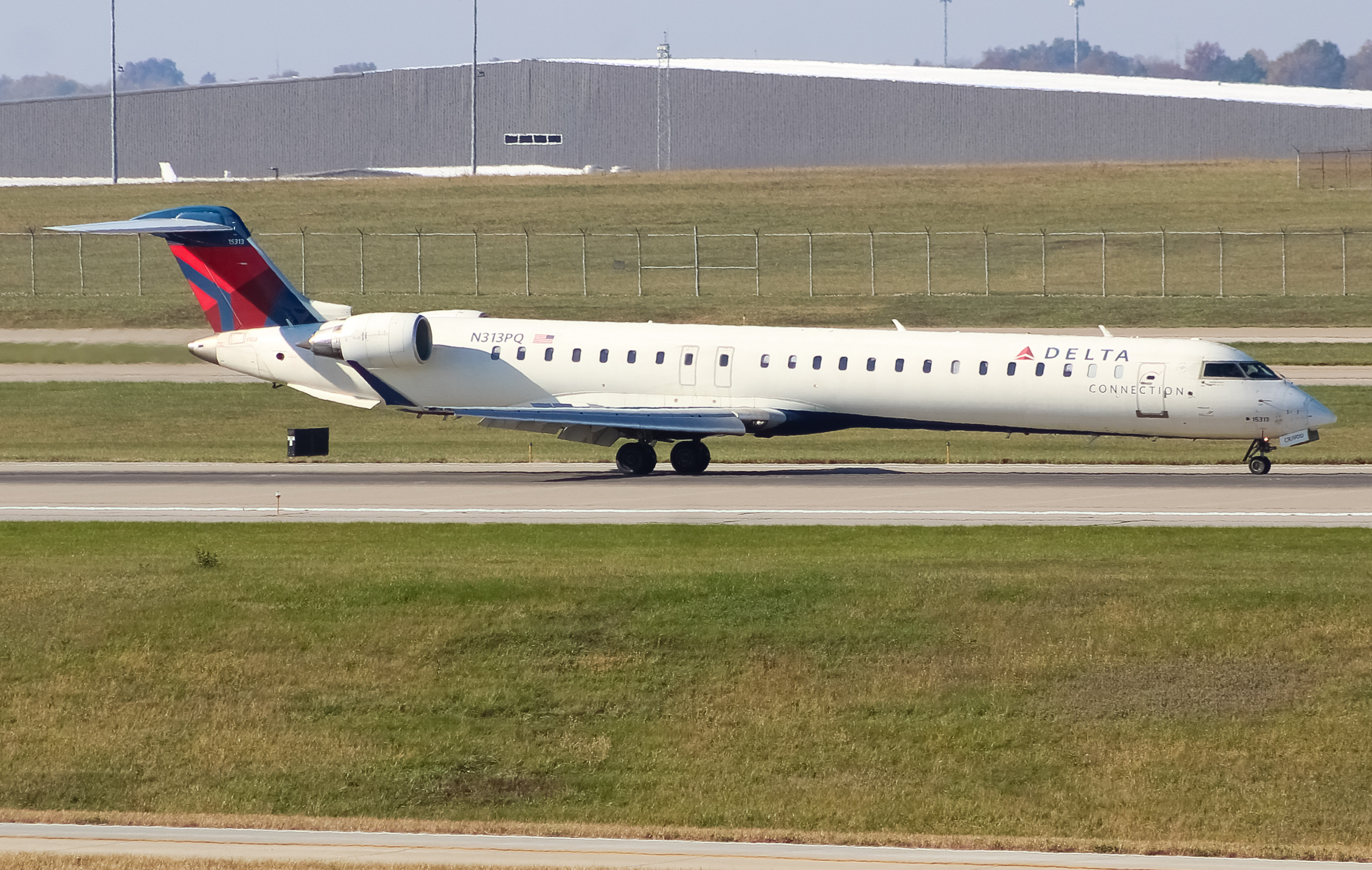 Full size: Delta Connection Mitsubishi CRJ-900 N313PQ at Cincinnati/Northern Kentucky International Airport