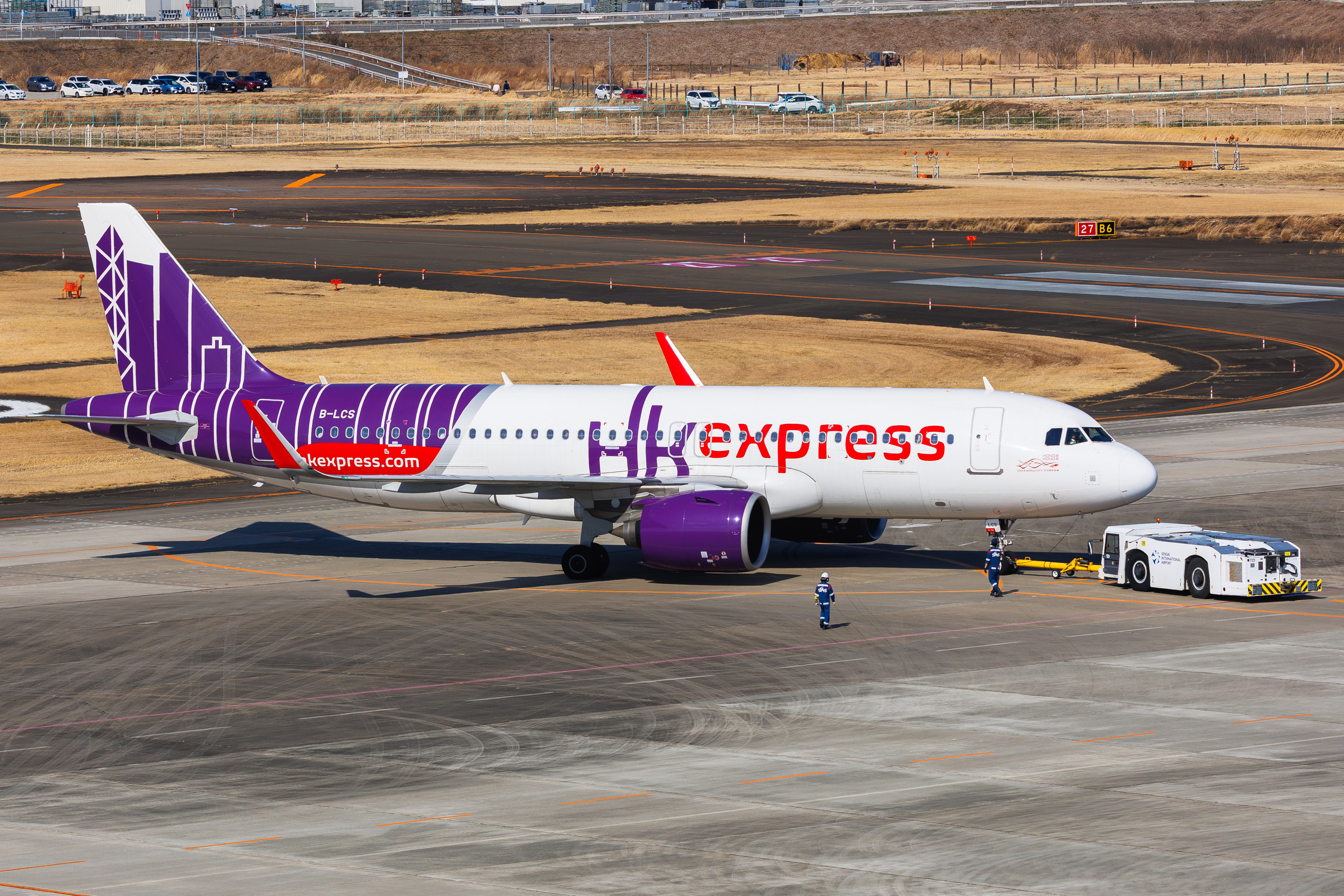 Full size: HK express Airbus A320NEO B-LCS at Sendai Airport