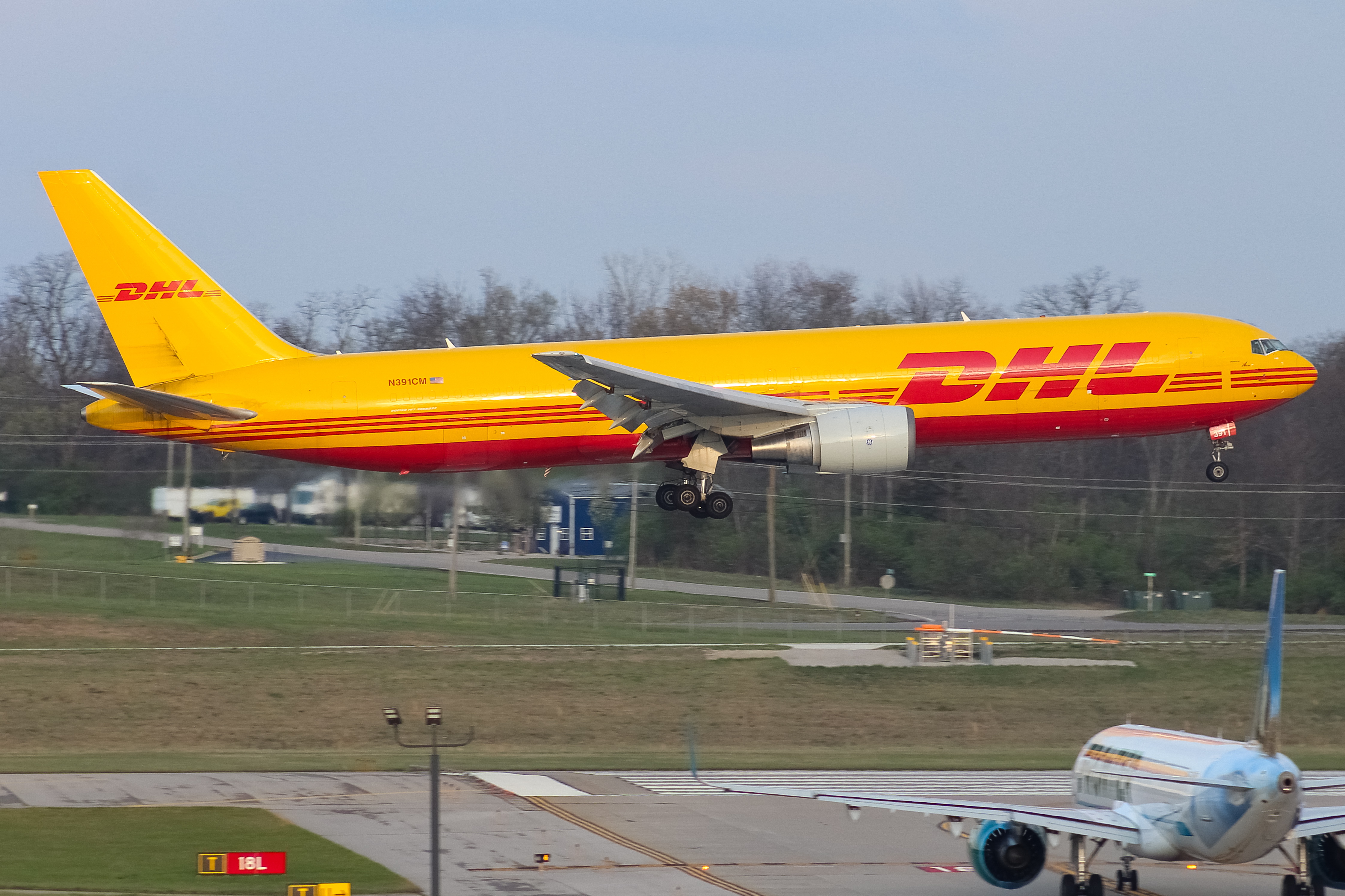 Full size: DHL Boeing 767-300F N391CM at Cincinnati/Northern Kentucky International Airport
