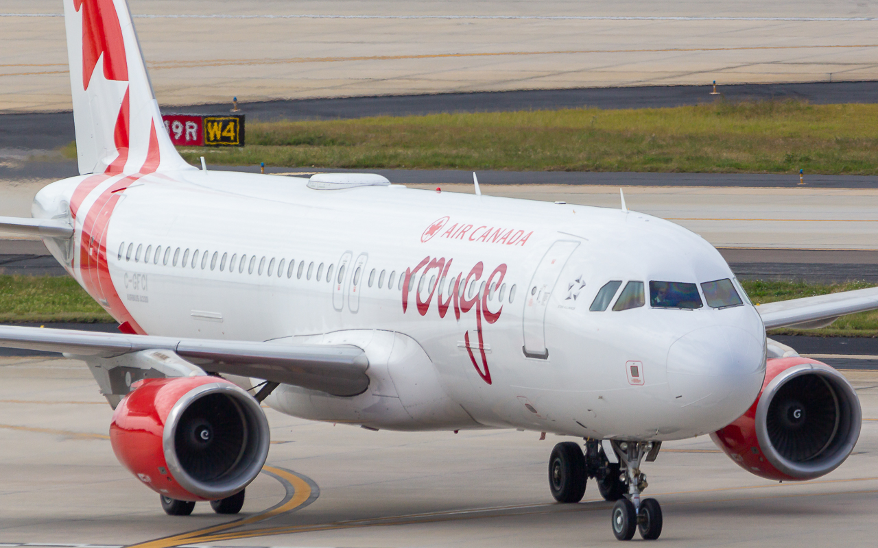 Full size: Air Canada Rouge Airbus A320 C-GFCI at Tampa International Airport