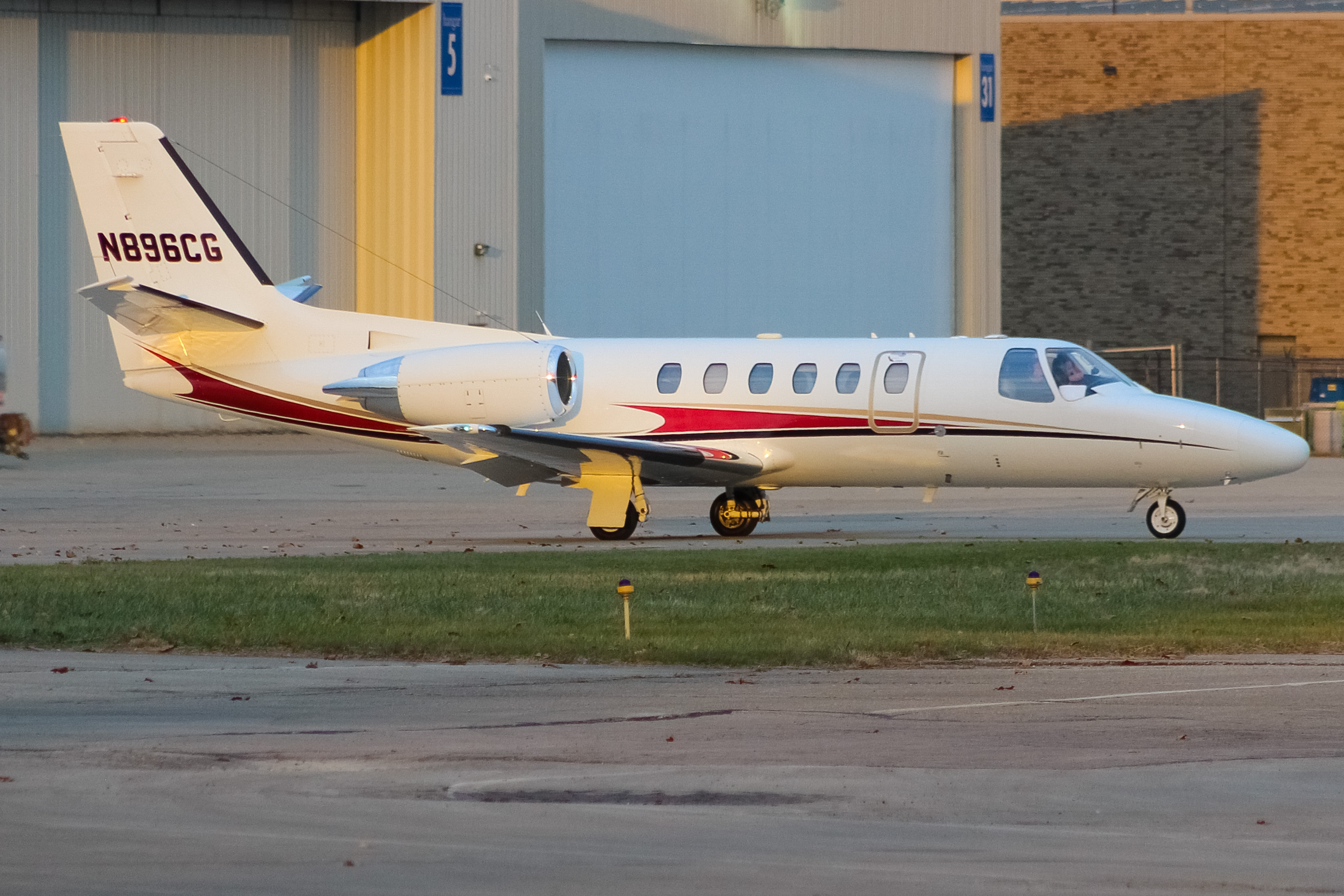 Full size: PRIVATE  Cessna 550 Citation Bravo N896CG at Cincinnati Municipal Airport/Lunken Field